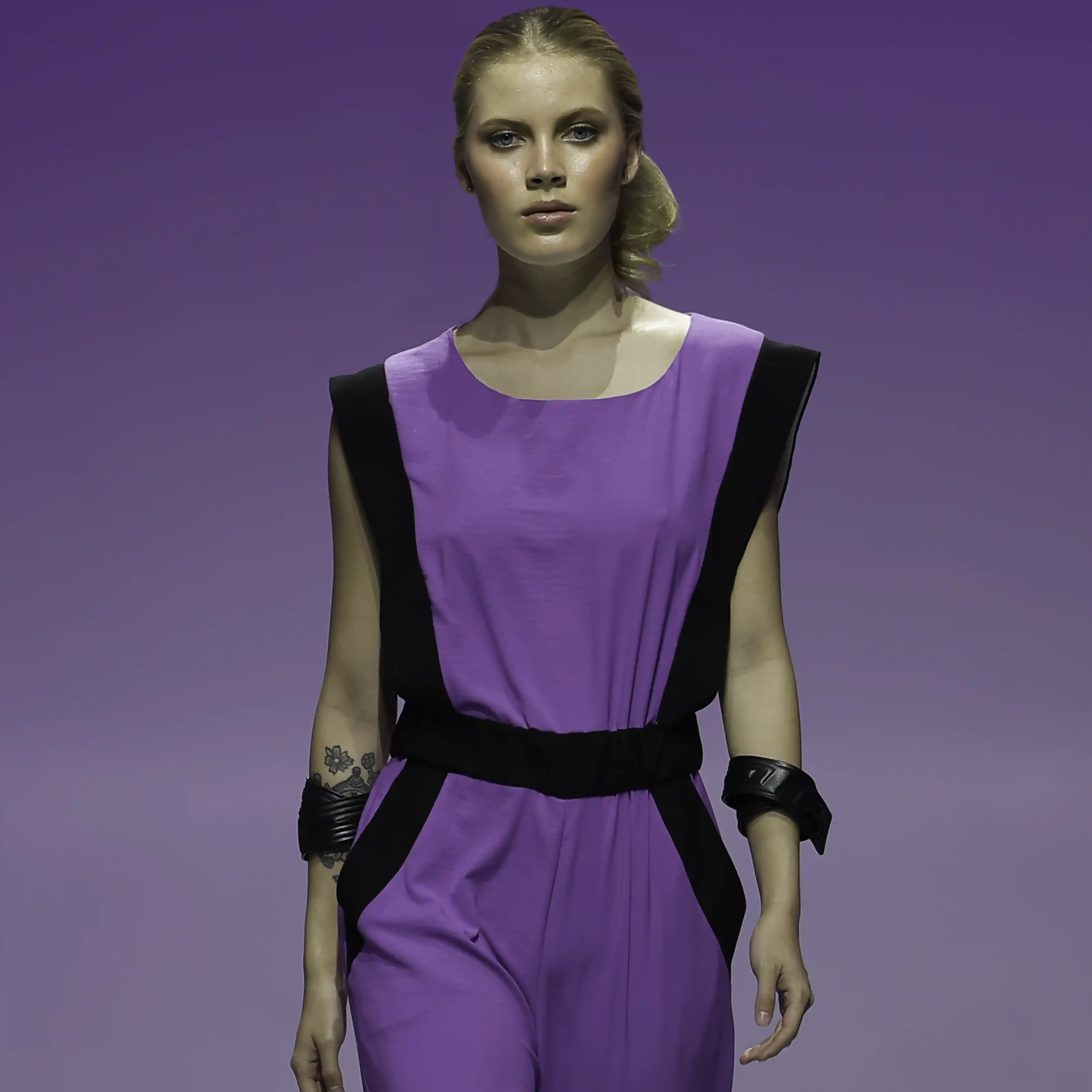 BEZOZ Violet Black