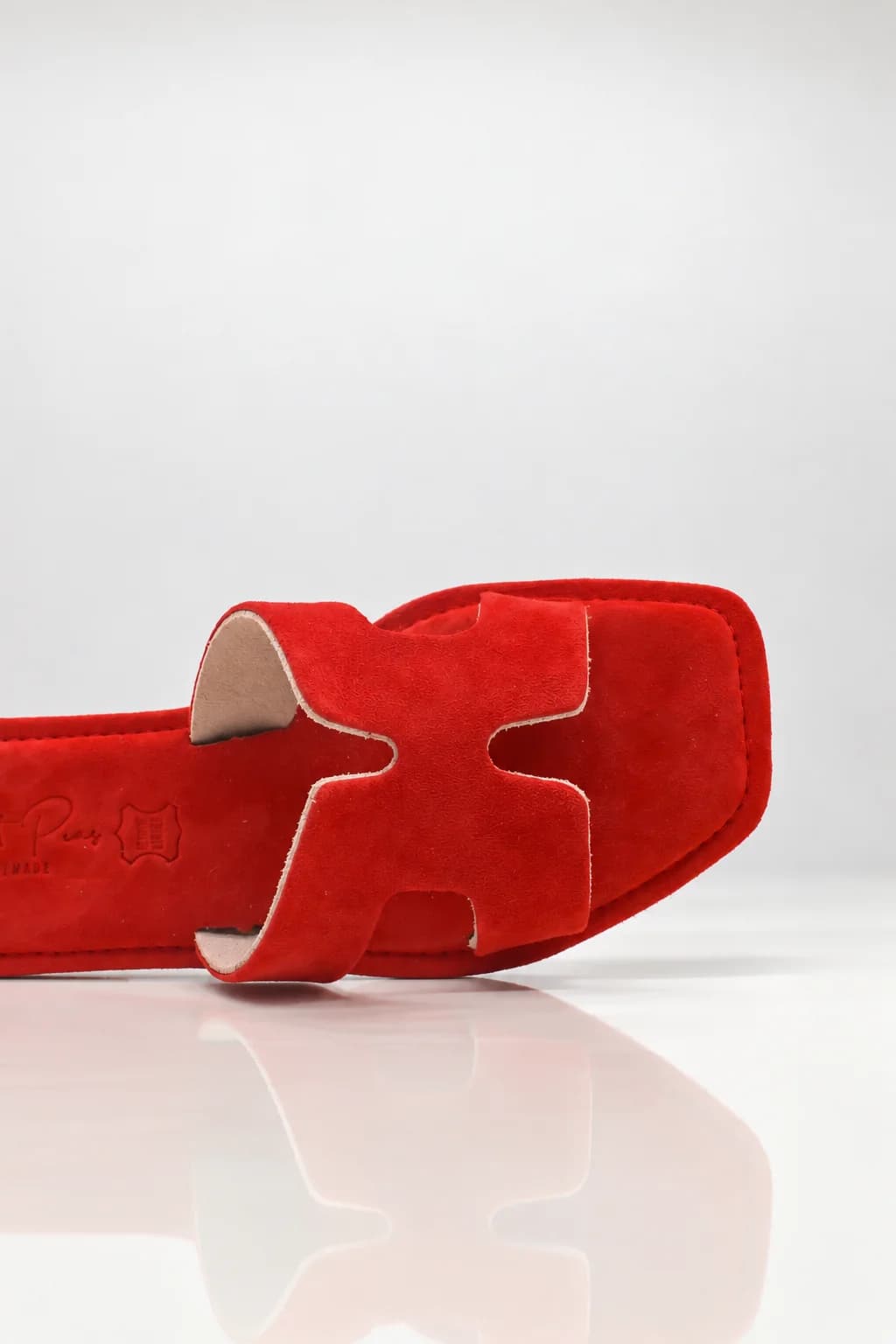 Havana Urban (square toe) - Limited Edition Coral Red Suede