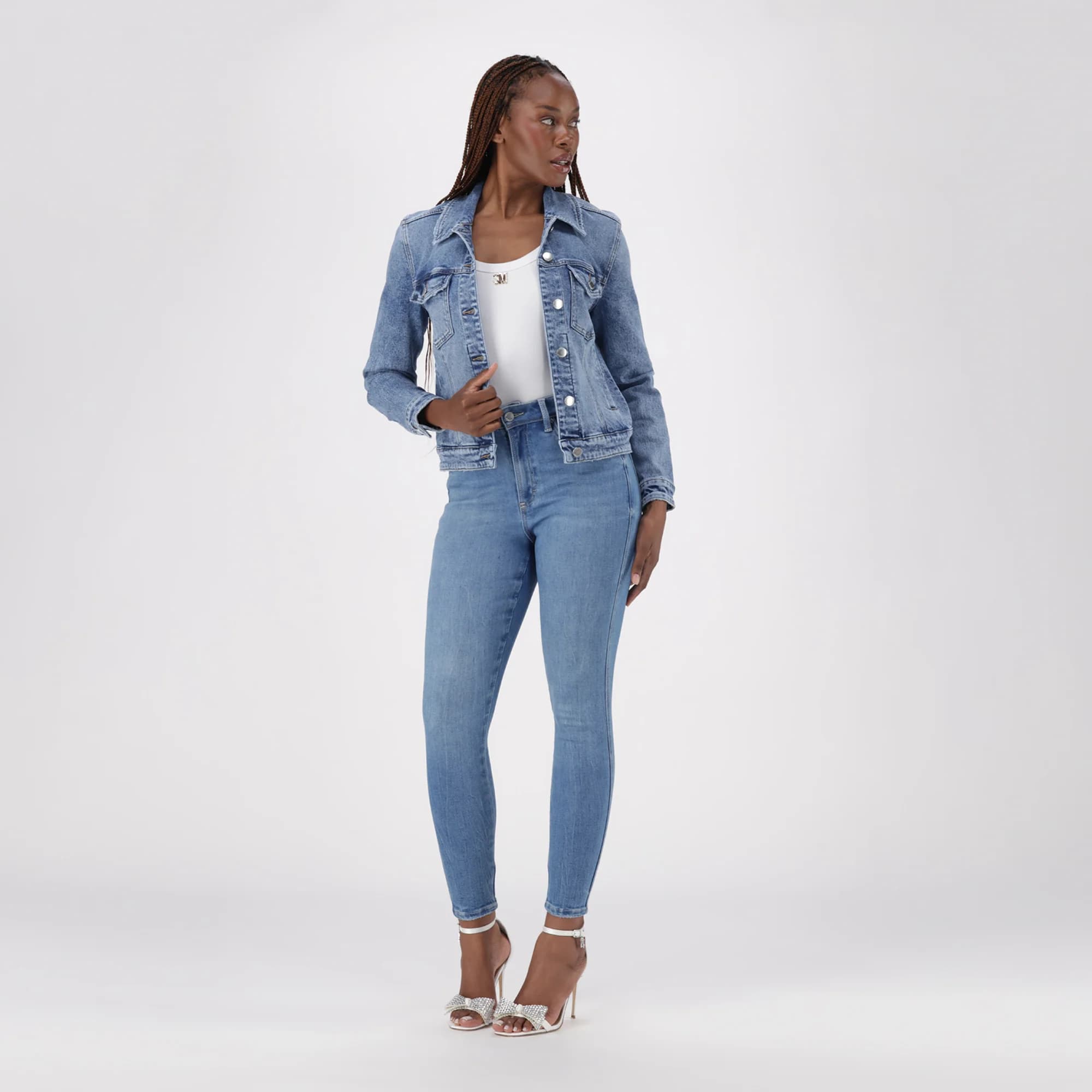 LUCIA MID BLUE DENIM TRUCKER JACKET