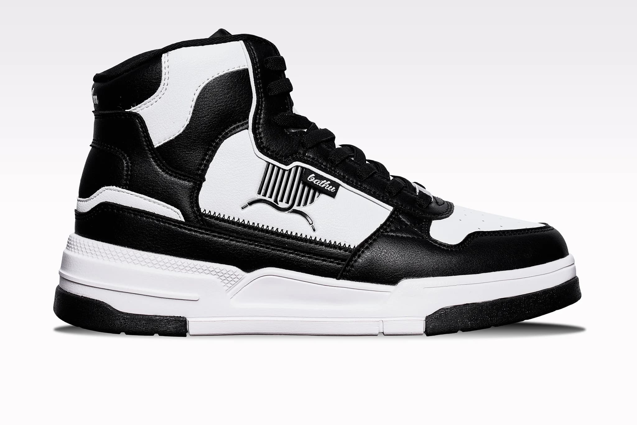Journey 2.0 High Top - Black & White