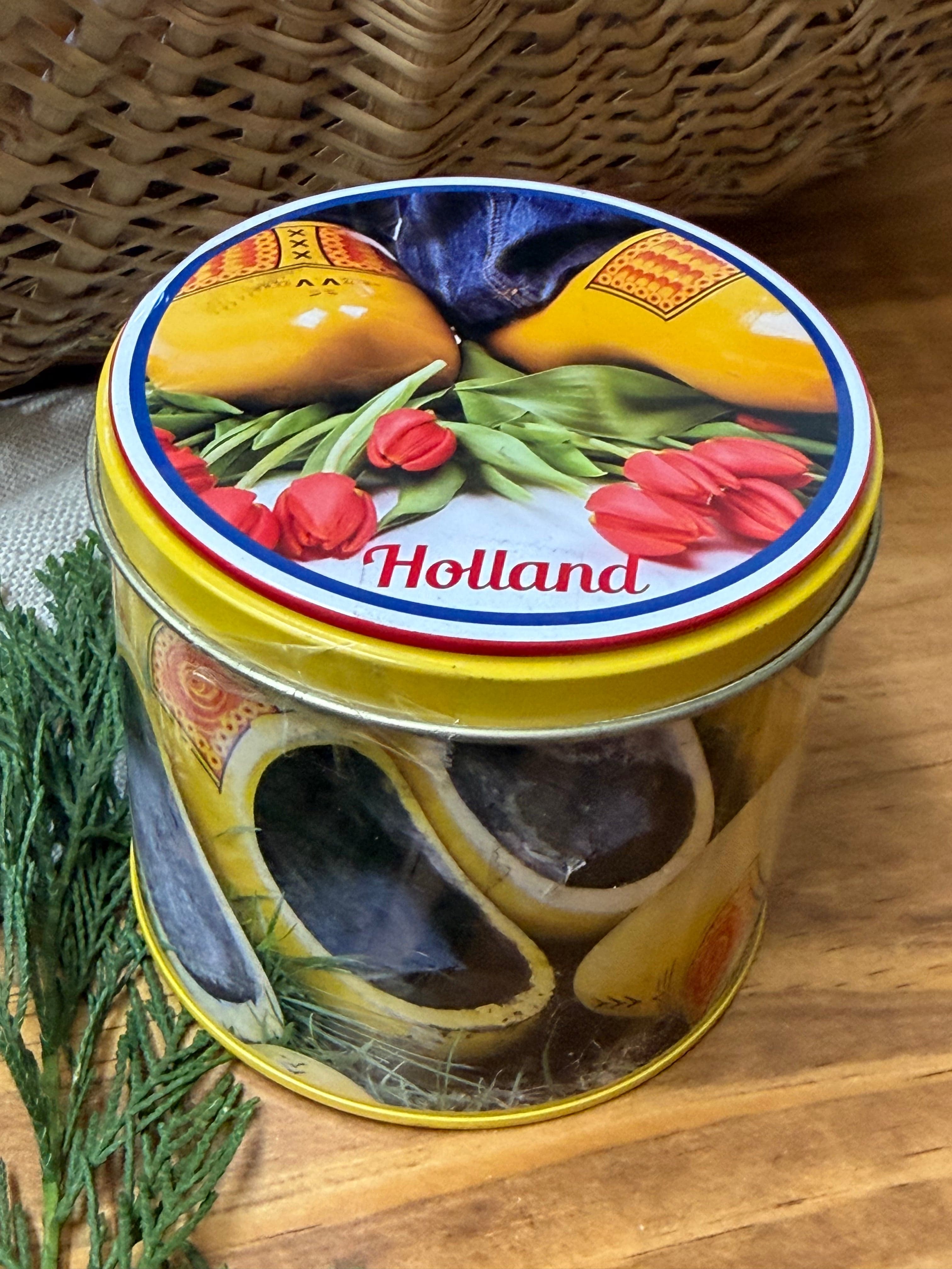 Dutch Stroopwafels in Tin(8-pack in tin) - Holland Clocs