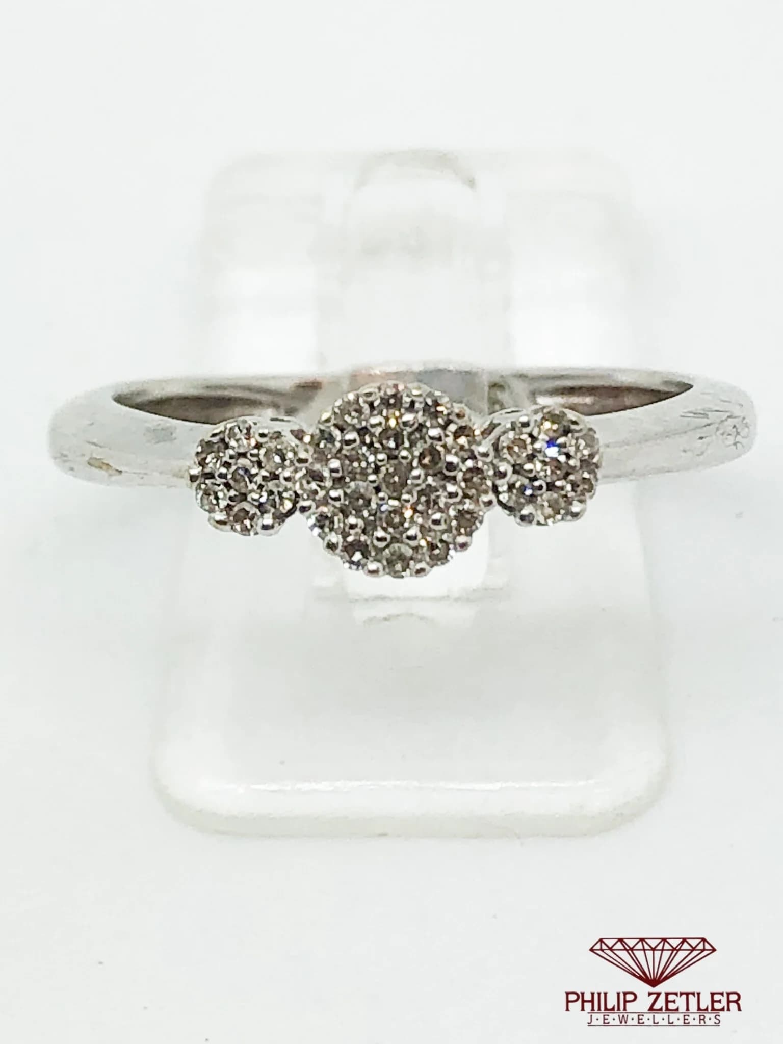 9ct White Gold Cluster Diamond Ring
