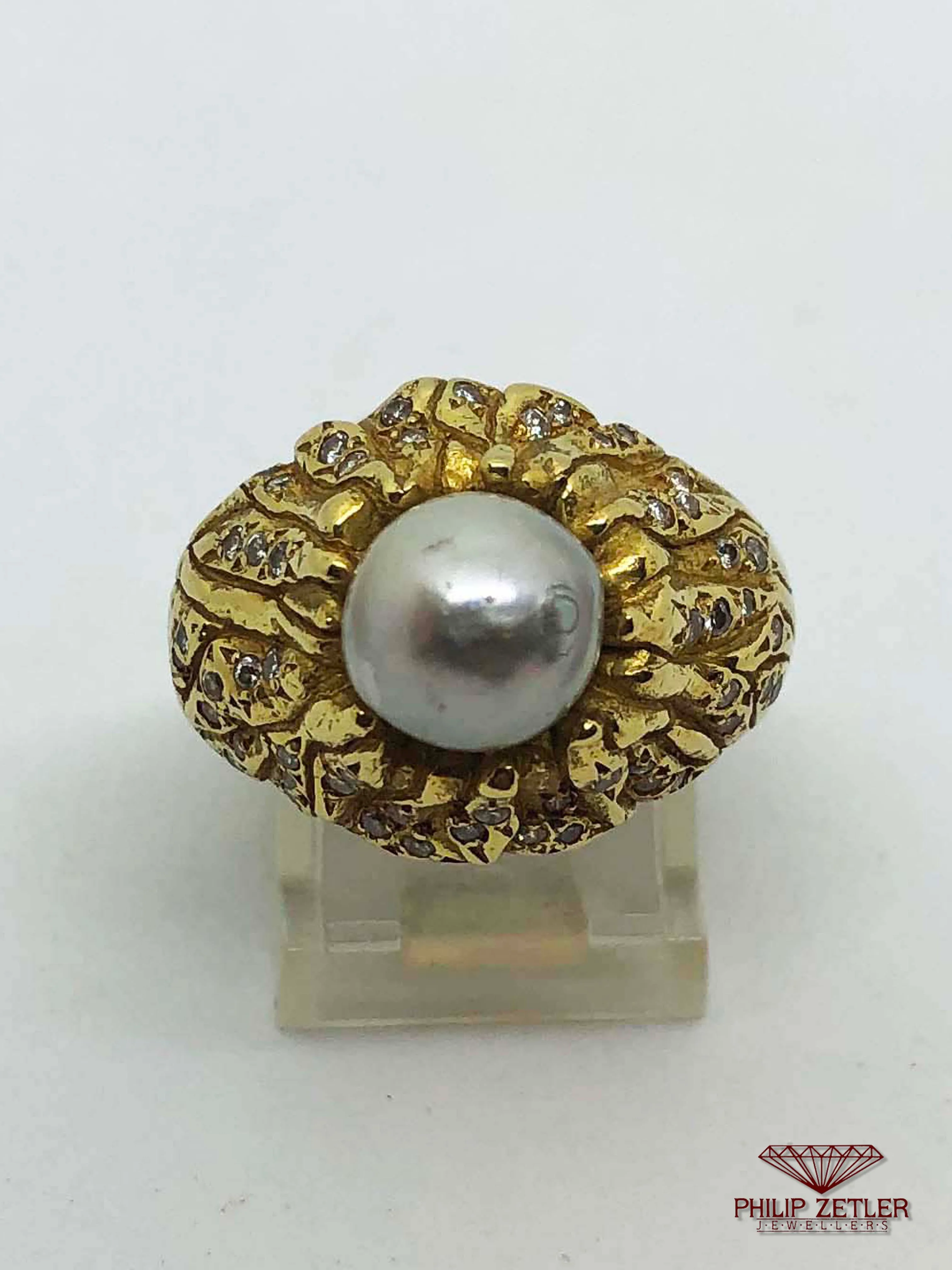18 ct Yellow Gold &  Blue Pearl Diamond Ring
