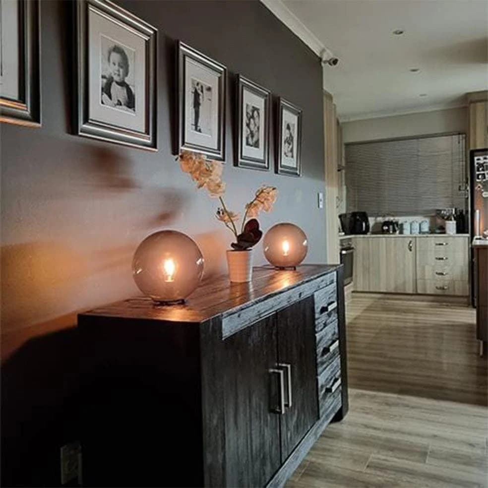 Global Round Table Lamp