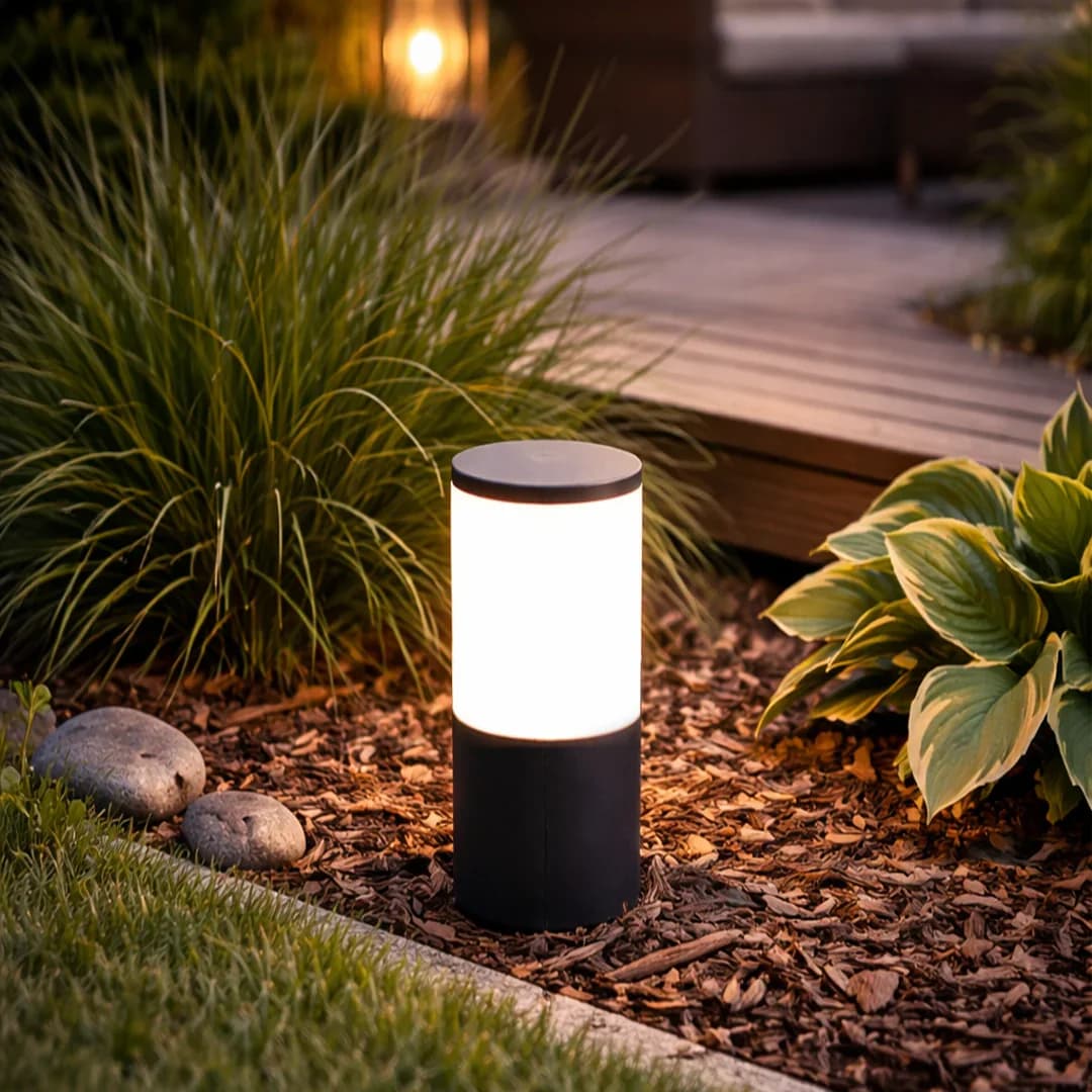 Compact Black Outdoor Garden Bollard - 11W