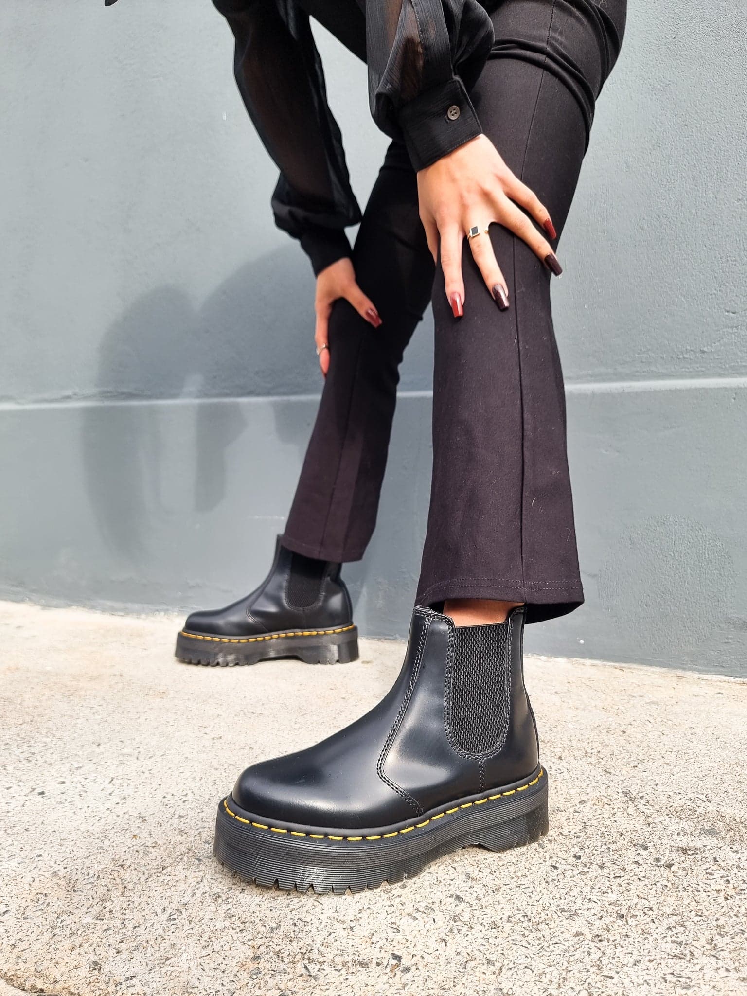 DR. MARTENS 2976 QUAD BLACK SMOOTH