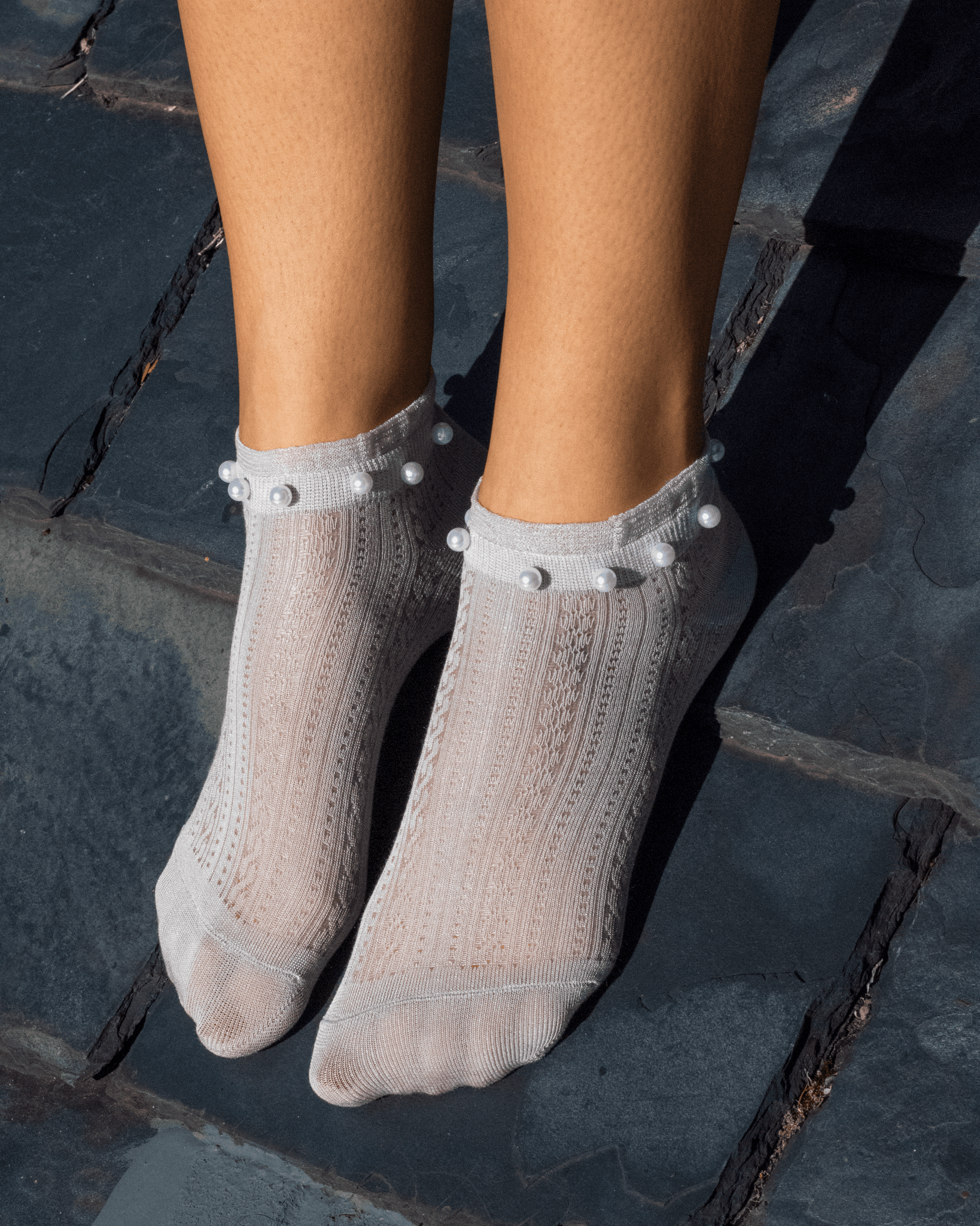 ANKLE EYELET PEARLS FRILL TAUPE