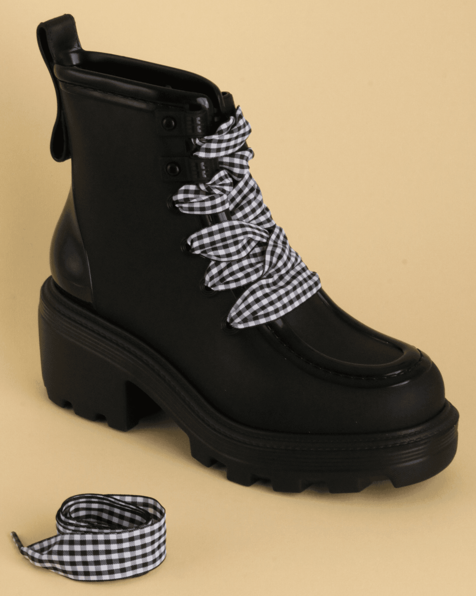 CHECKERED BLACK WHITE LACE 150cm