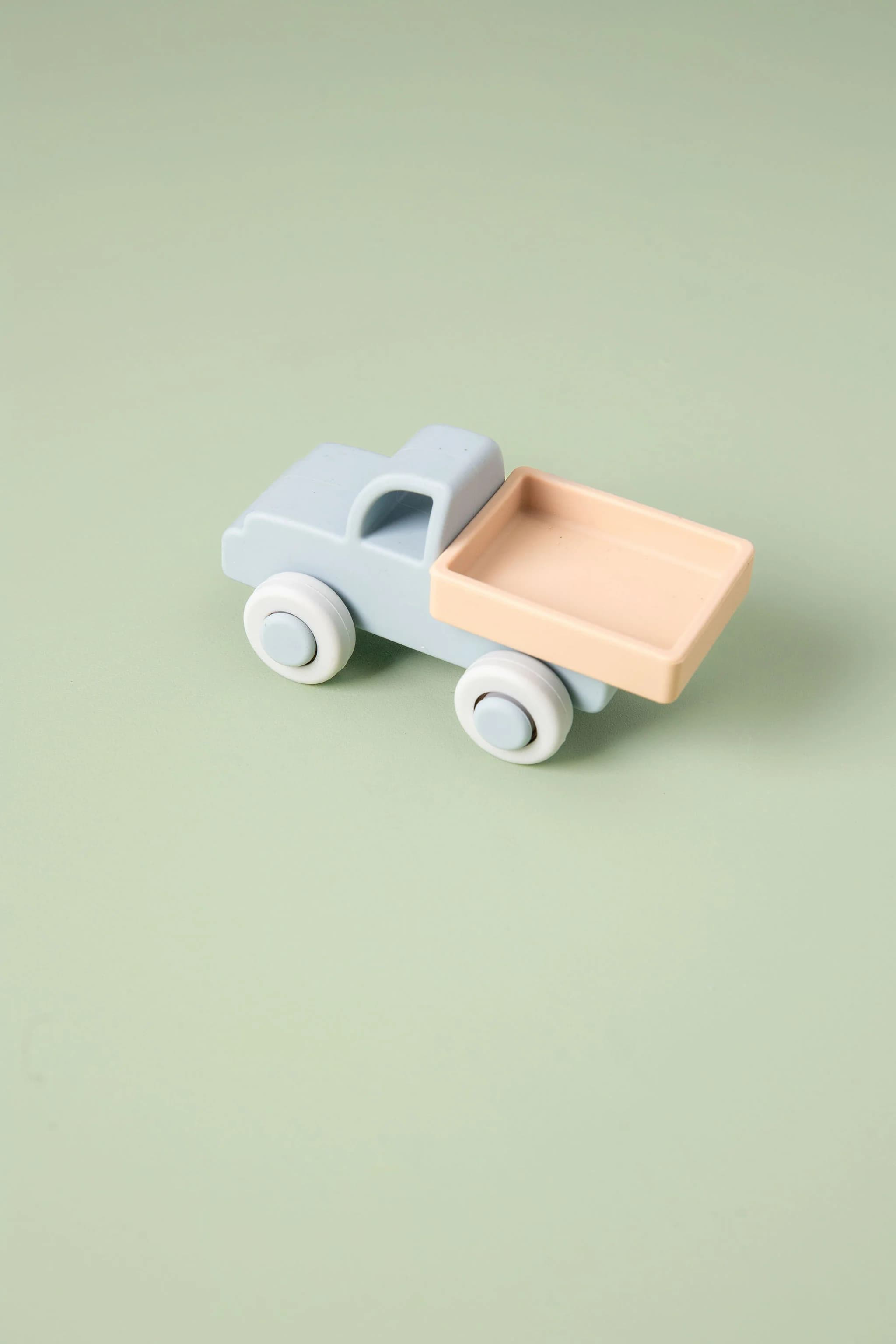 Silicone Vehicles