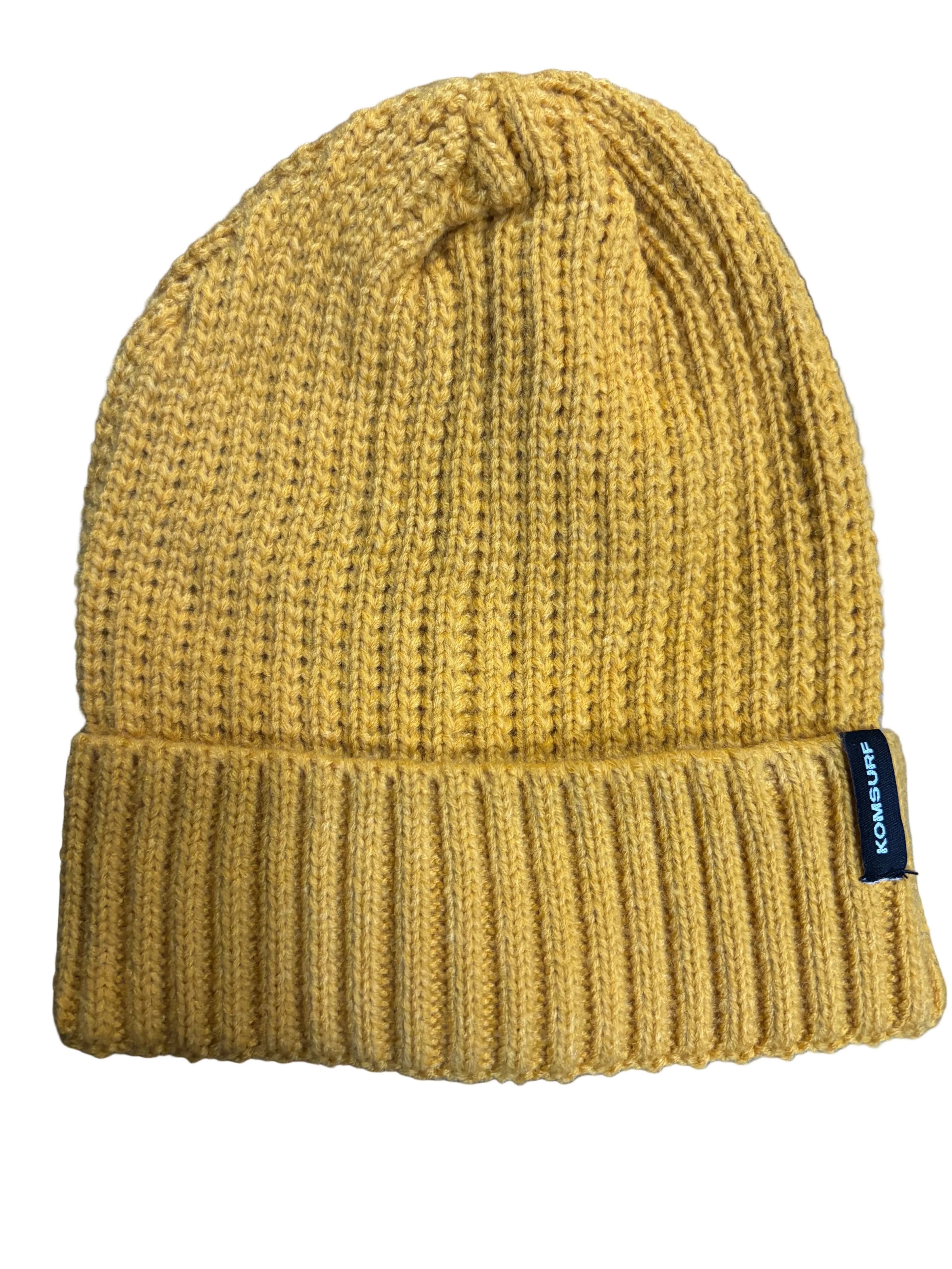 Beanie Komsurf