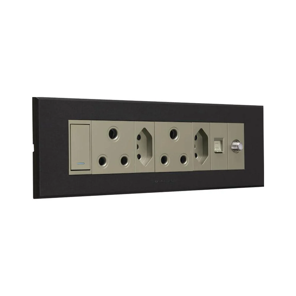 VETi 3 Aura Omni Cluster 2x V-Slim + 2x RSA + Data + Satellite Socket