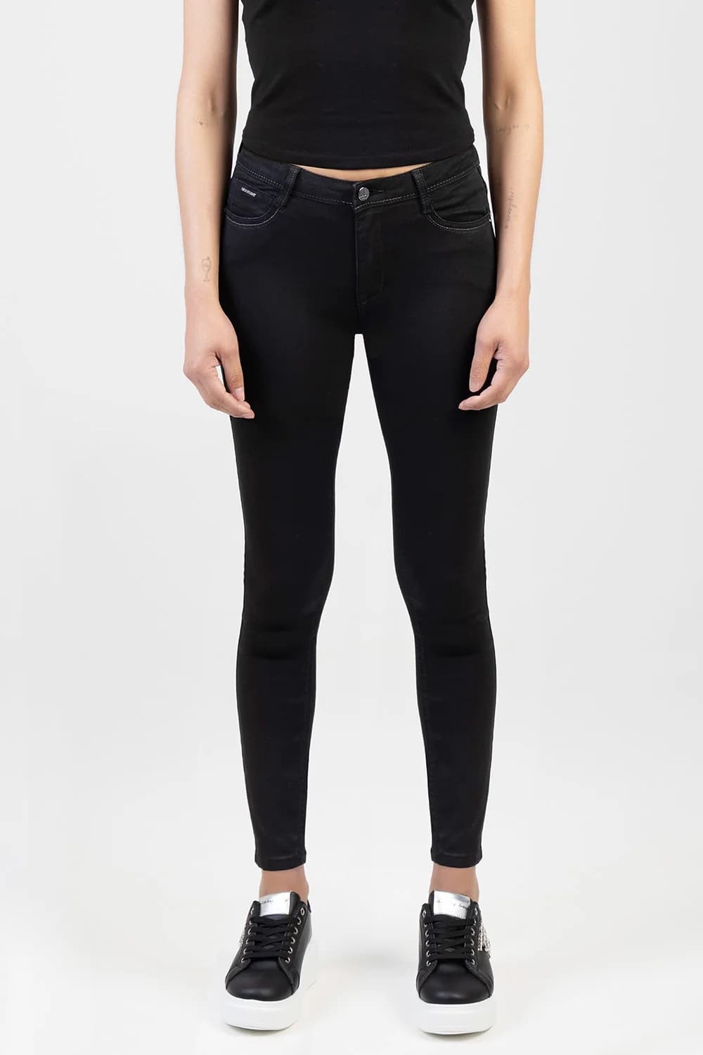 AVERY SKINNY JEANS