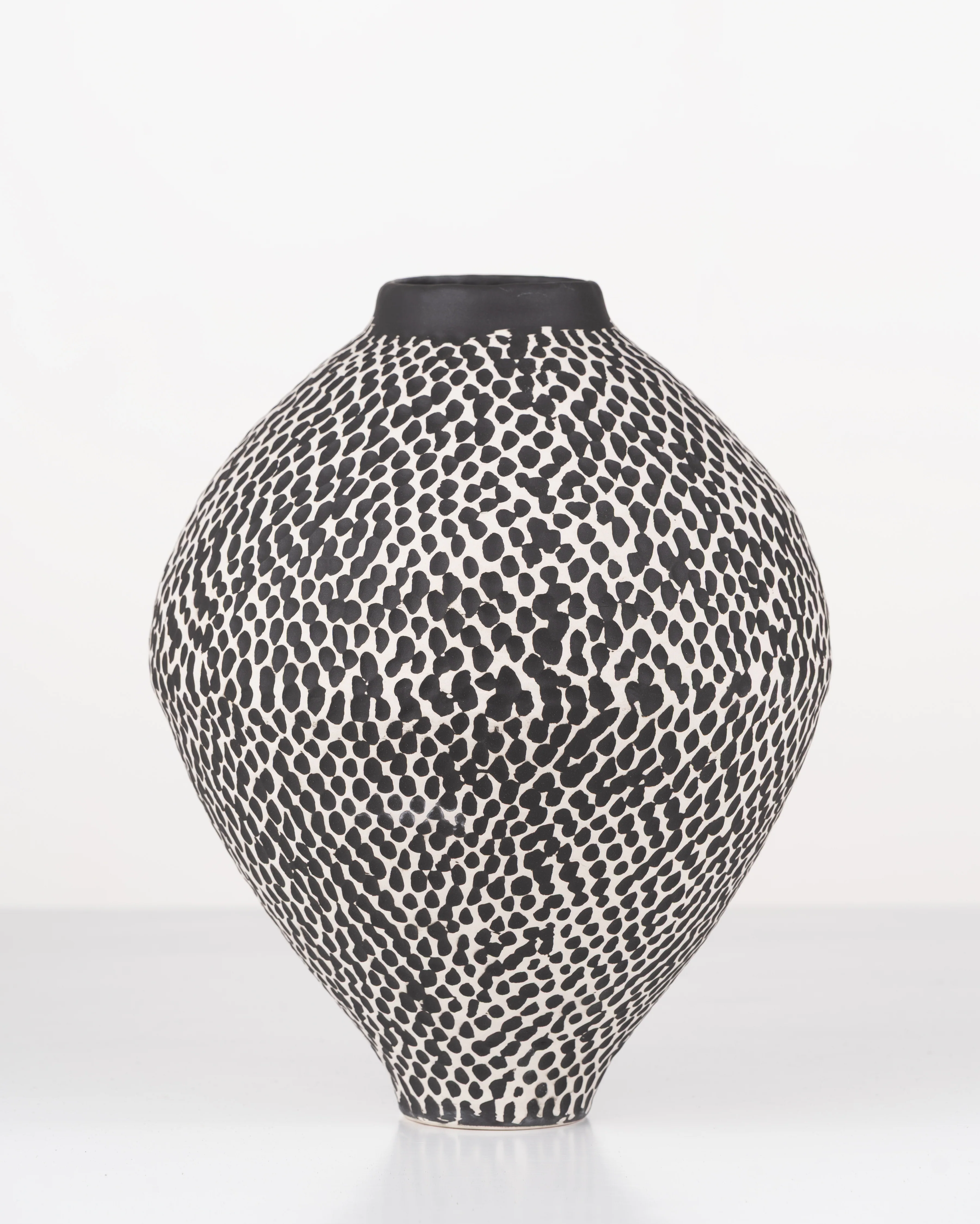 Ink & Ivory Vase | Large