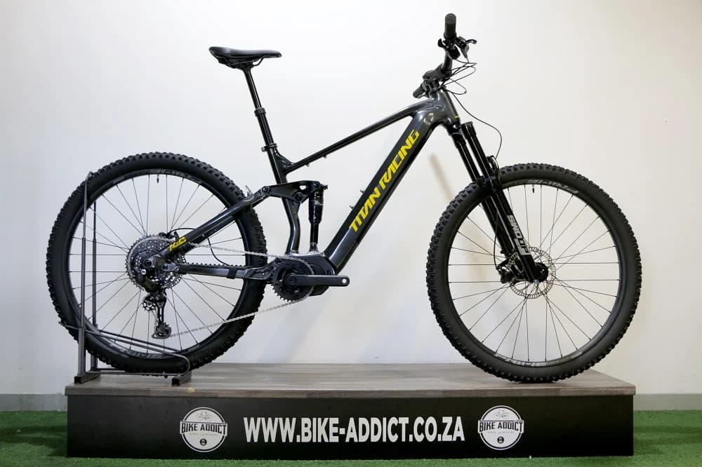TITAN RACING Volt E-One XL (Demo)