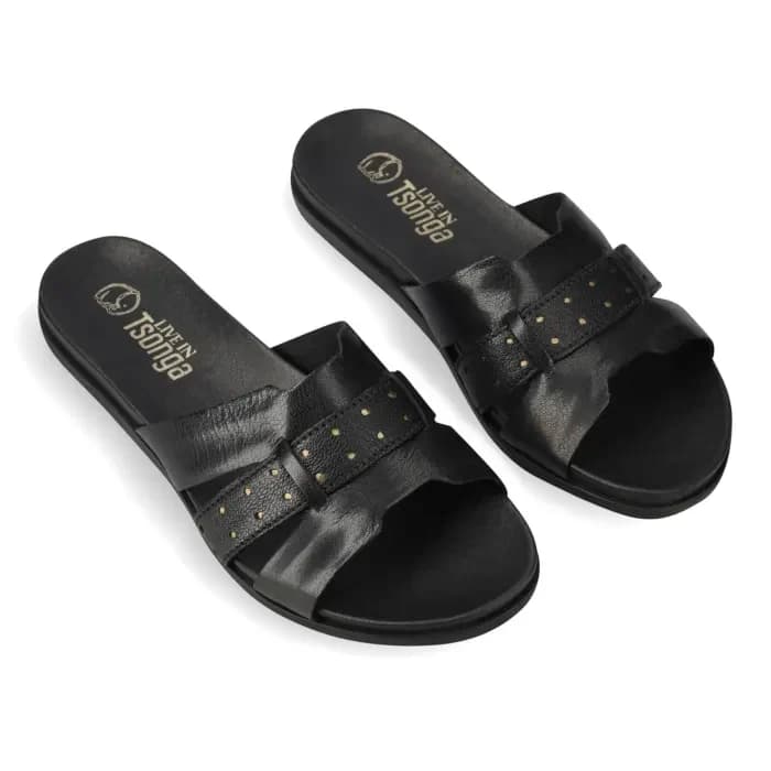 Inhaca : Ladies Leather Sandal in Black