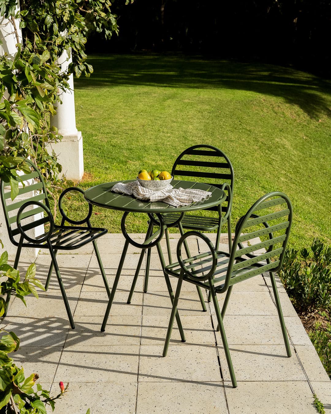 Umpire Outdoor Chair