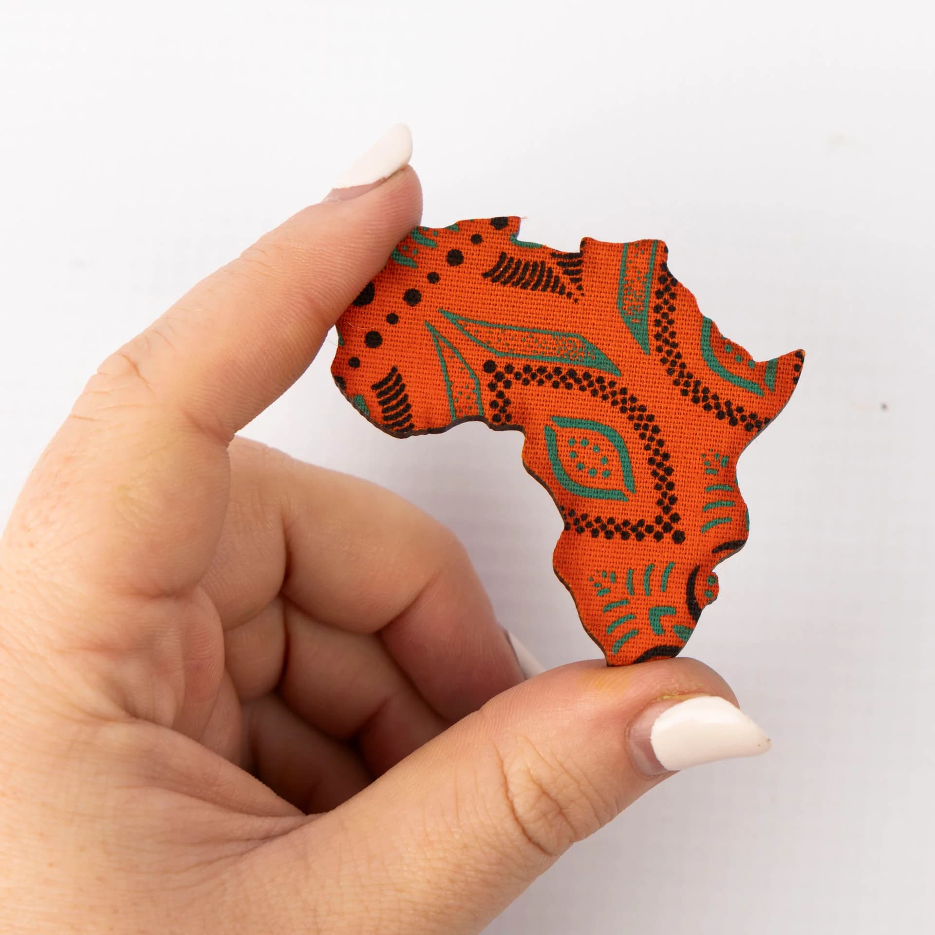 Africa Magnet with Shweshwe Fabric (Blue or Orange)