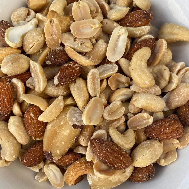 Mixed Tree Nuts with Peanuts (Standard) Raw - 1kg