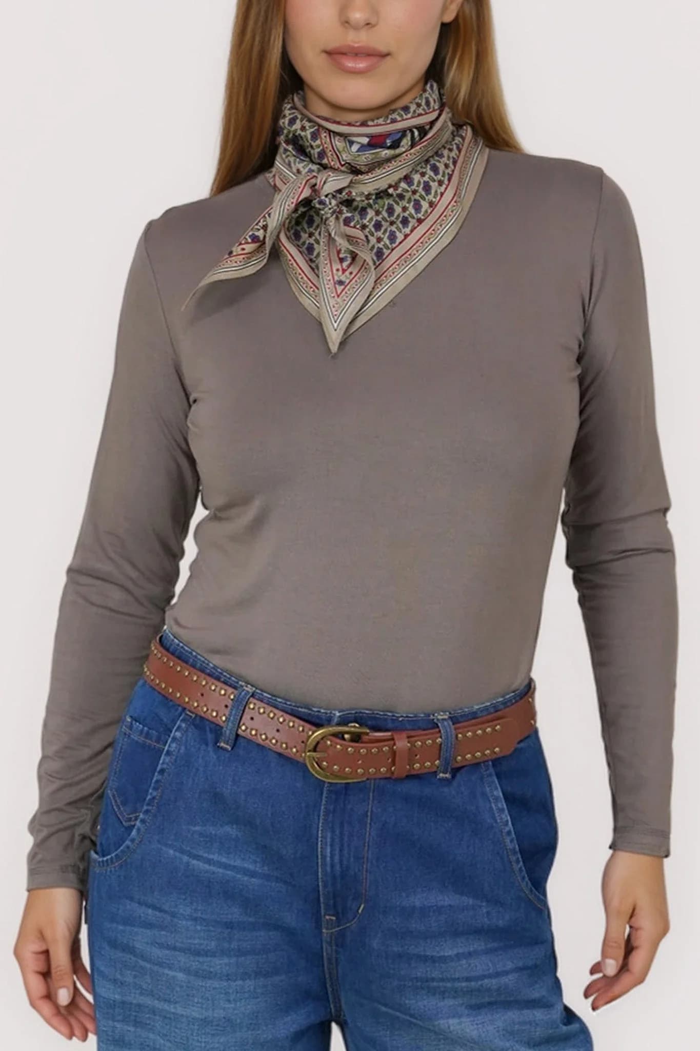 Putty Round Neck Long Sleeve Tee