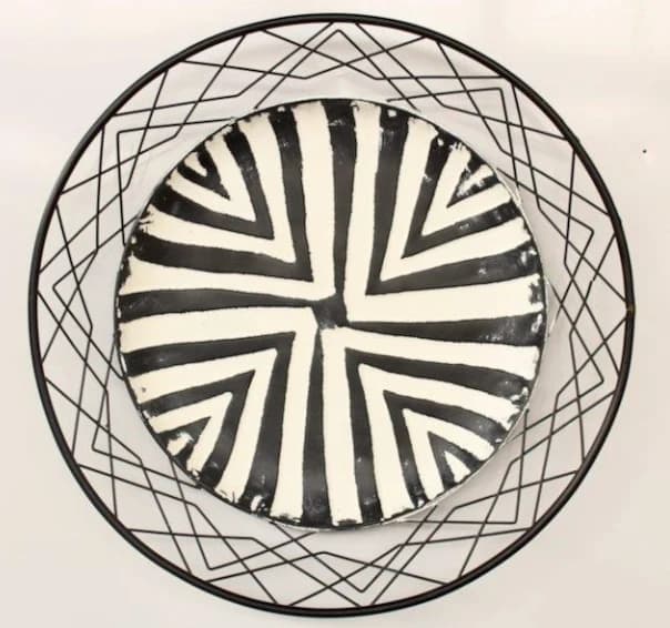 Medium Metal Hanging Wall Plate