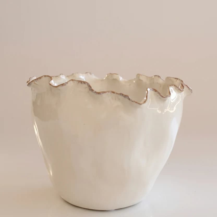 FAT OFF WHITE FRILL CERAMIC VASE