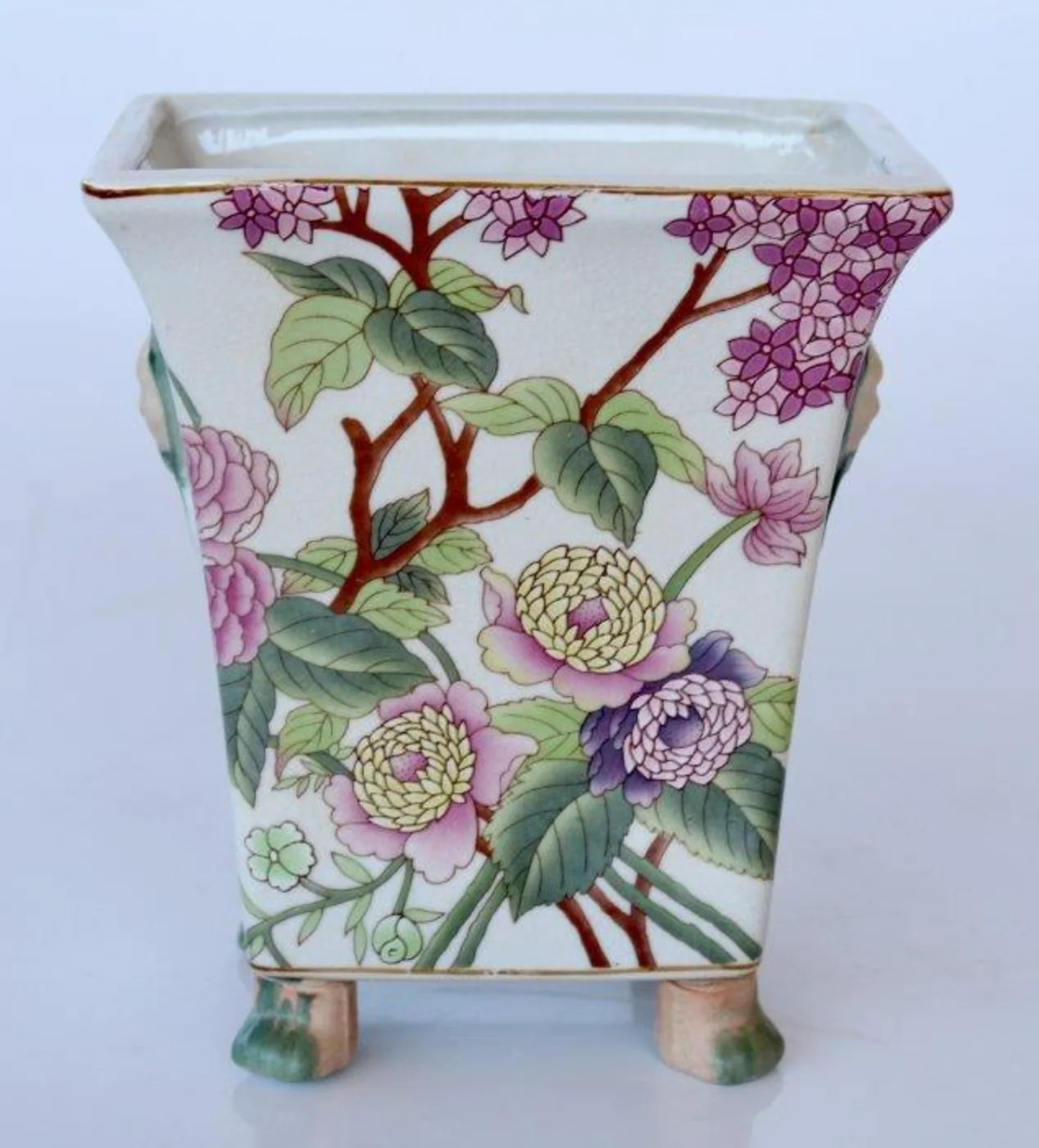 PINK FLORAL PLANTER ON FOOT