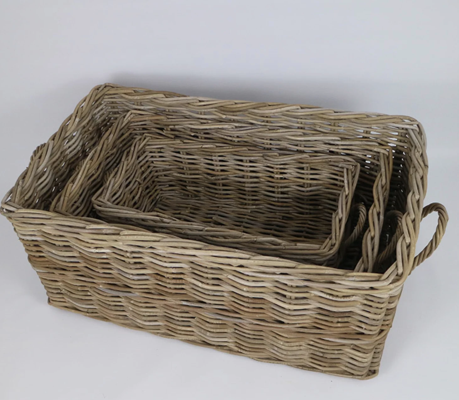 RATTAN THICK TRAVELLERS BASKET SET OF 3