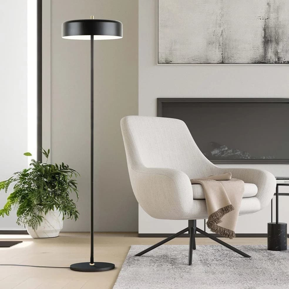 Sierra Metal Floor Lamp Black | White