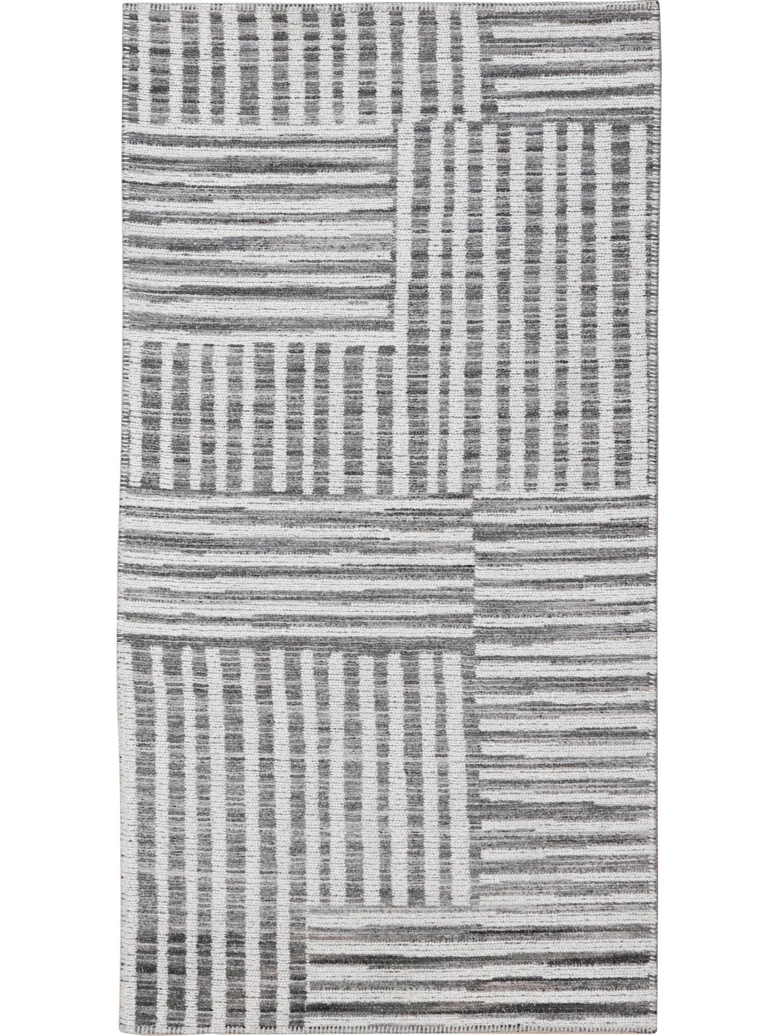 Surge Runner in Feather
