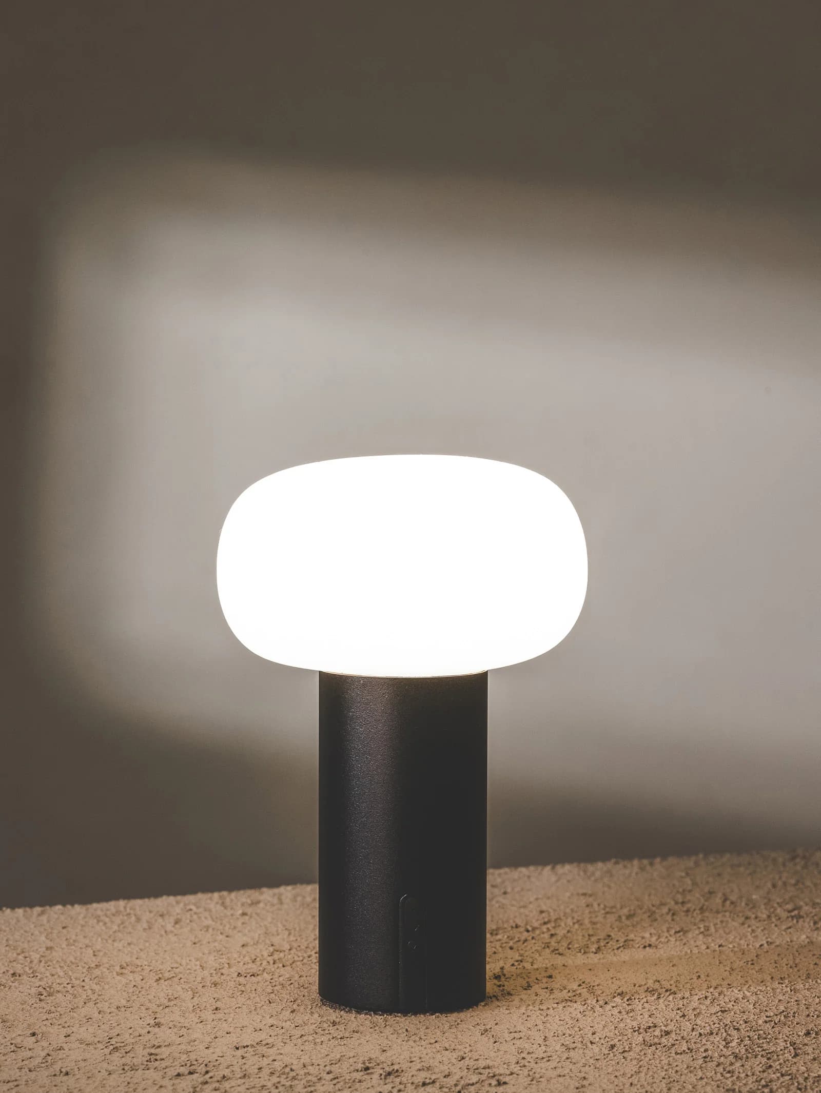 Mallow USB Table Light