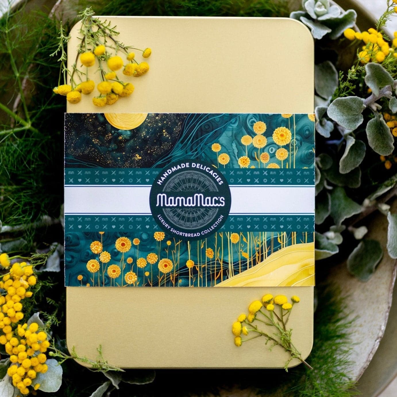 Luxury Shortbread Collection Green Tin