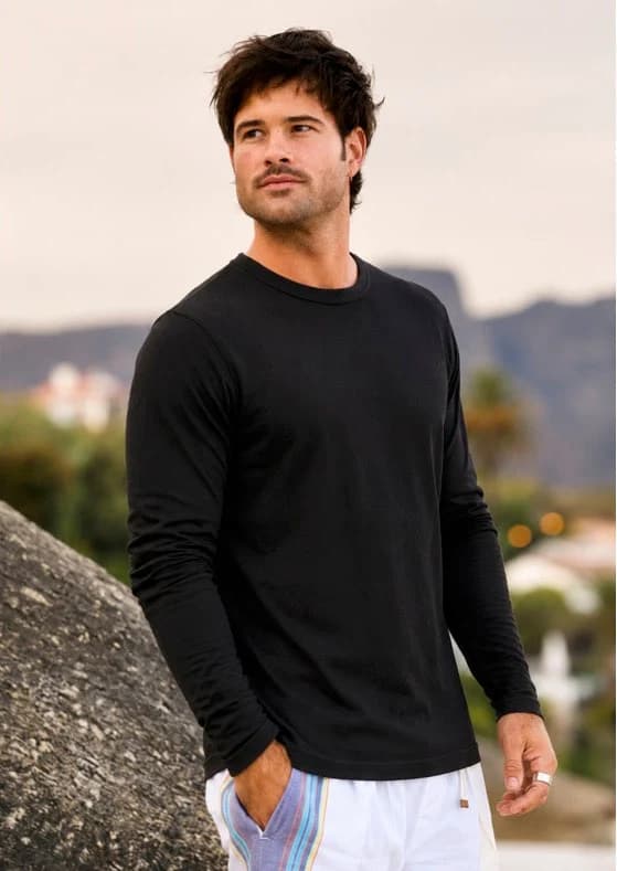 KOIKOI Long Sleeved T-Shirt - Black