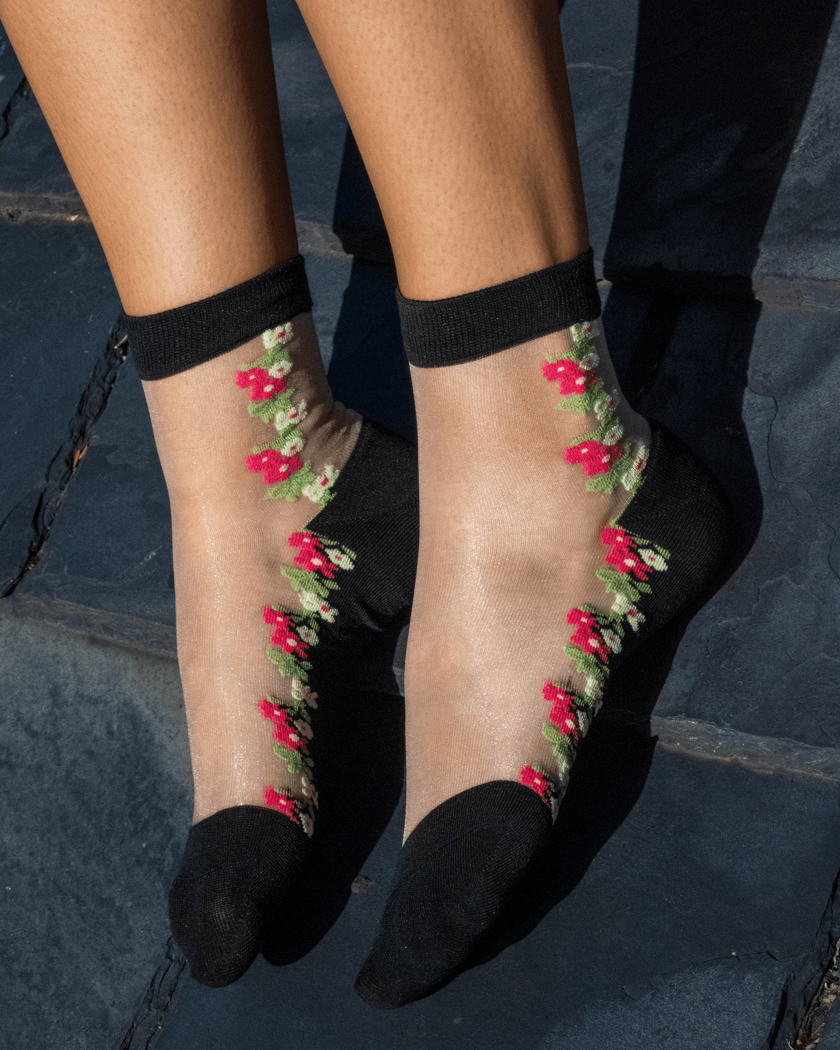 SHEER FLORAL VINE PINK YELLOW WHITE DAISIES BLACK CLEAR