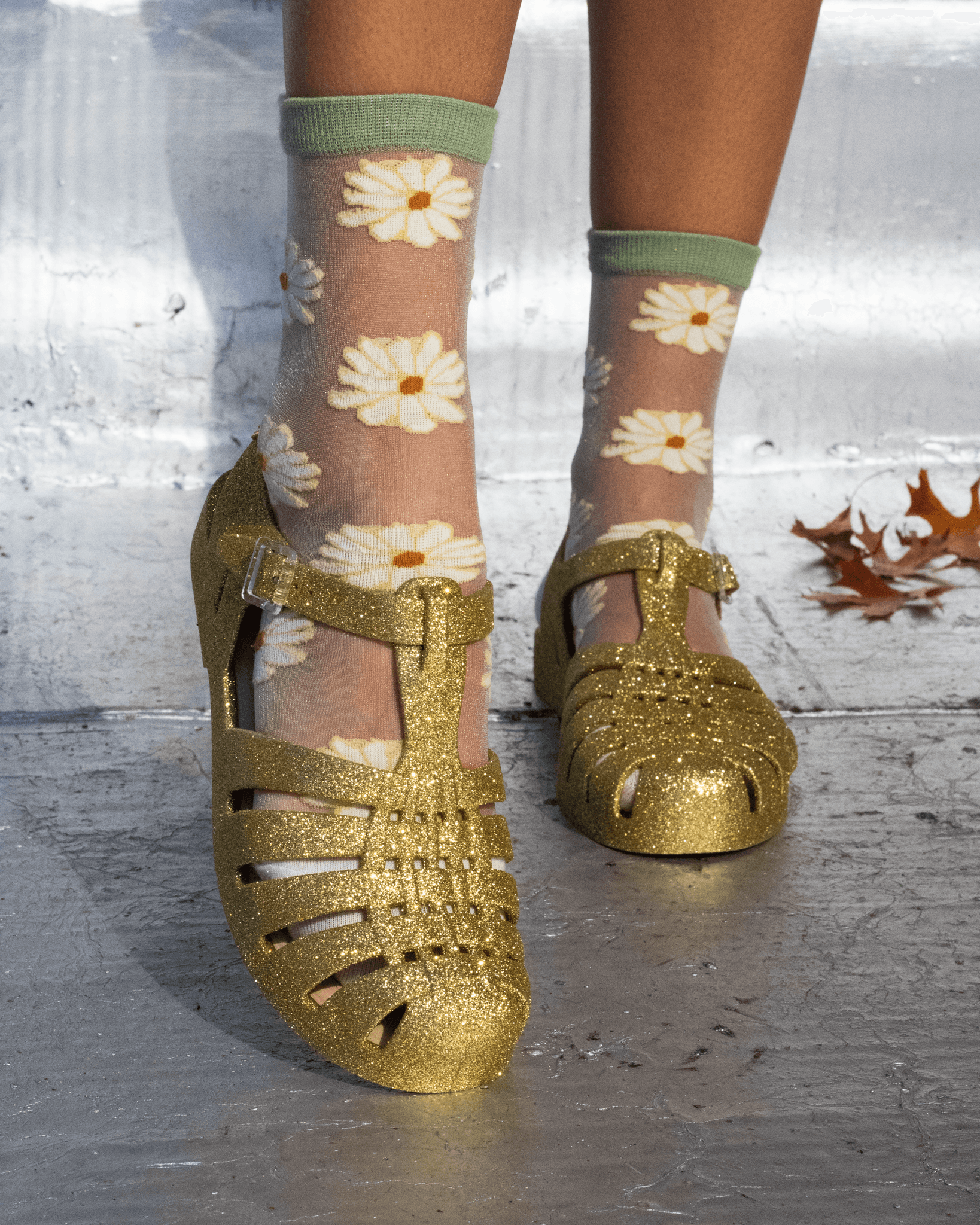POSSESSION GOLD GLITTER