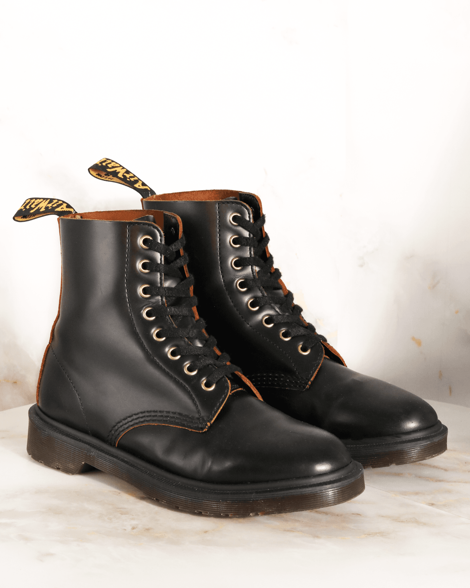 DR. MARTENS 1460 PASCAL ARCHIVE UK 6 - Pre-Loved