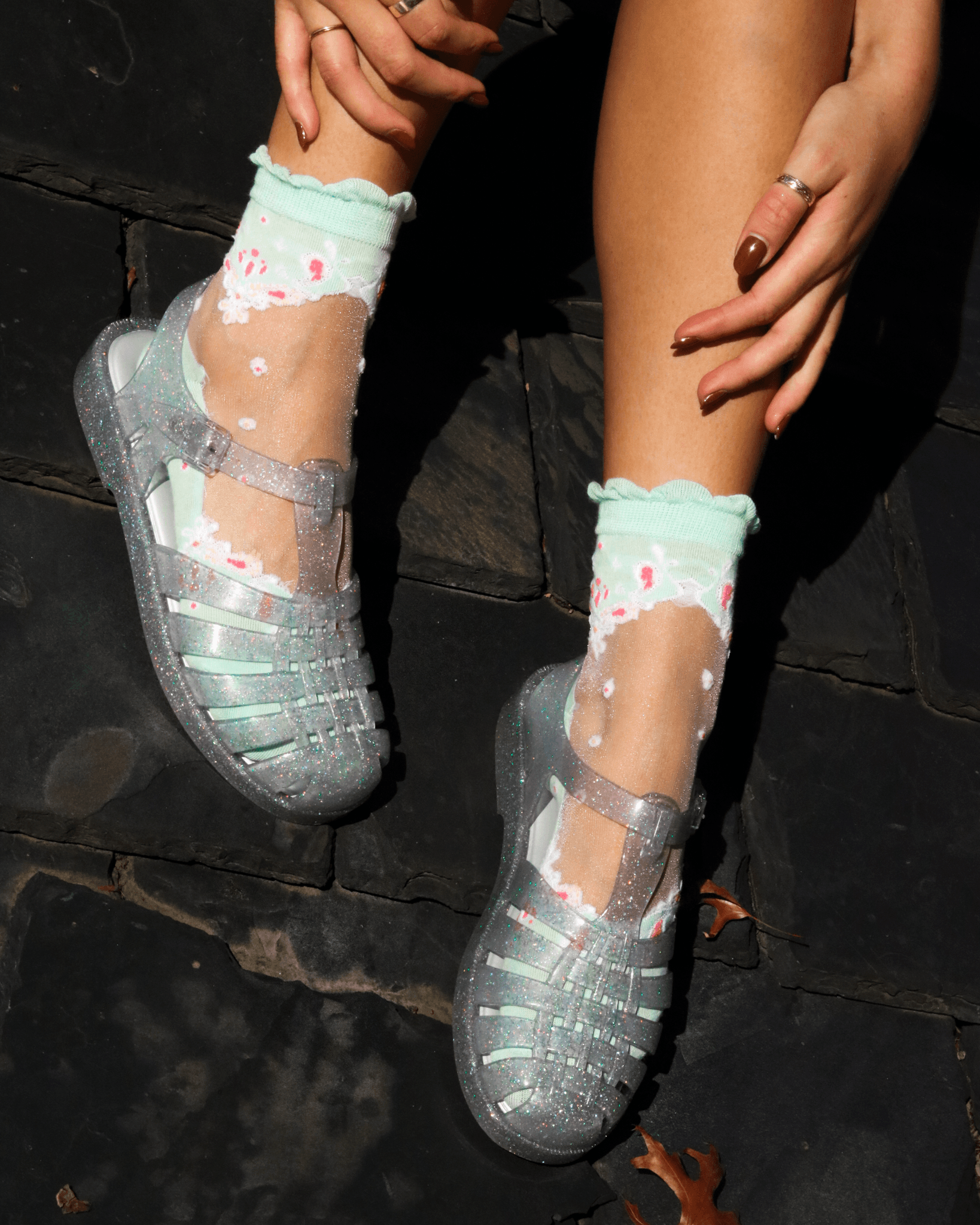 POSSESSION CLEAR SILVER GLITTER