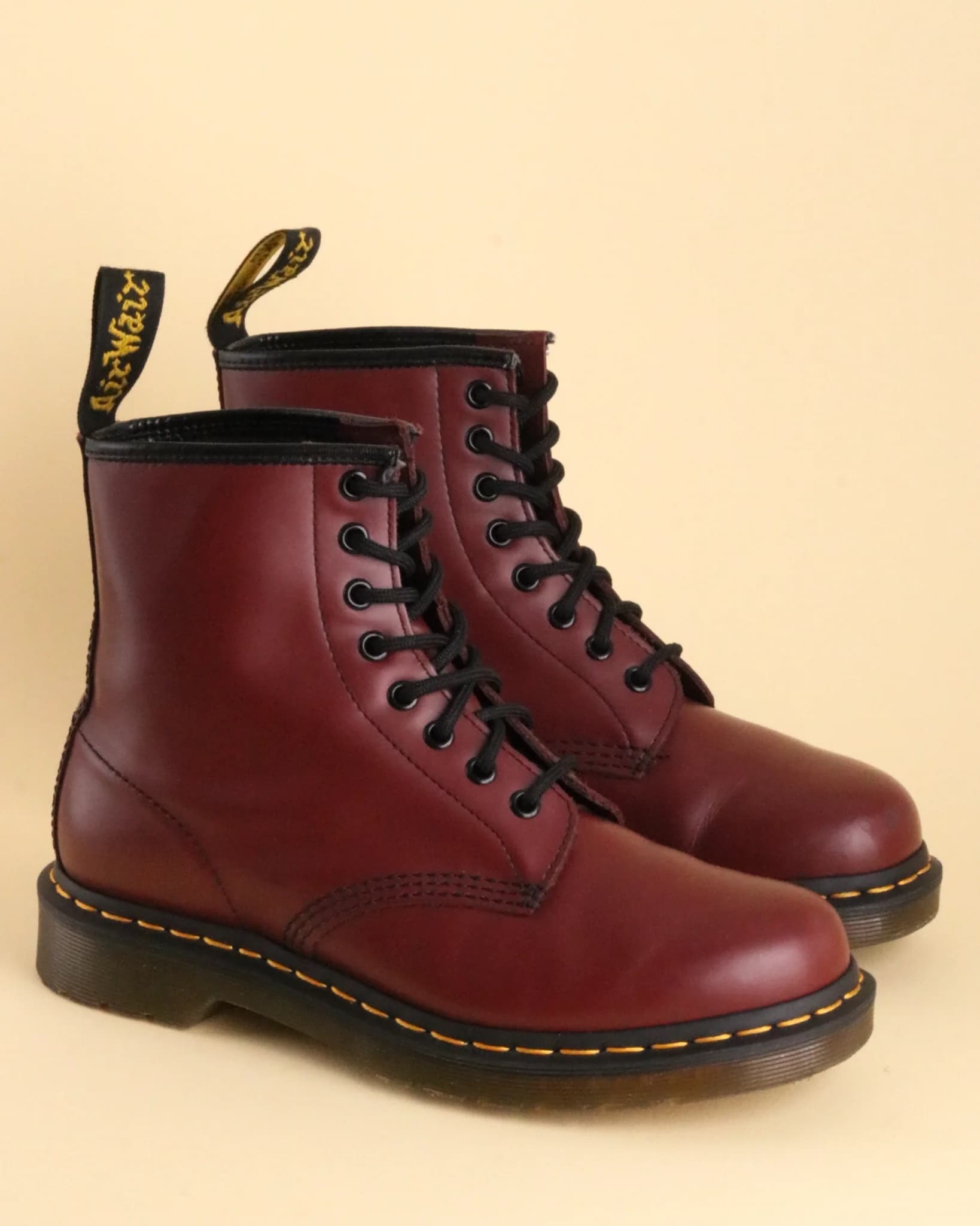 DR. MARTENS 1460 CHERRY SMOOTH UK 4 - Pre-Loved