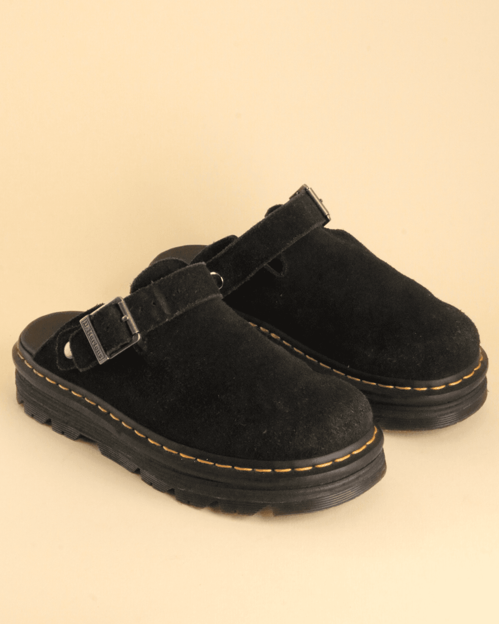 DR. MARTENS ZEBZAG BLACK SUEDE UK 6 - Pre-Loved
