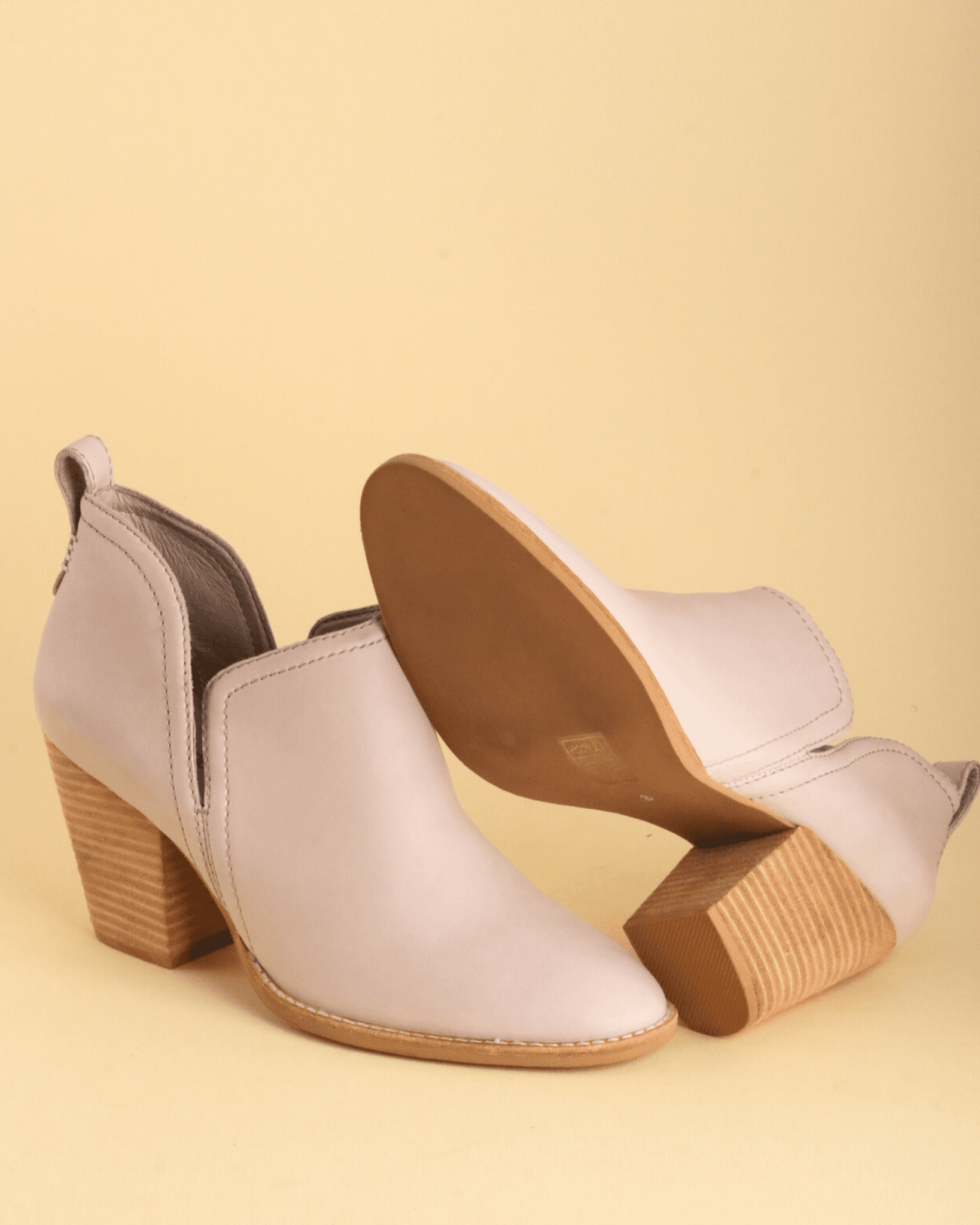 Jeffrey Campbell Rosalee Ivory EU 38 - Pre-Loved