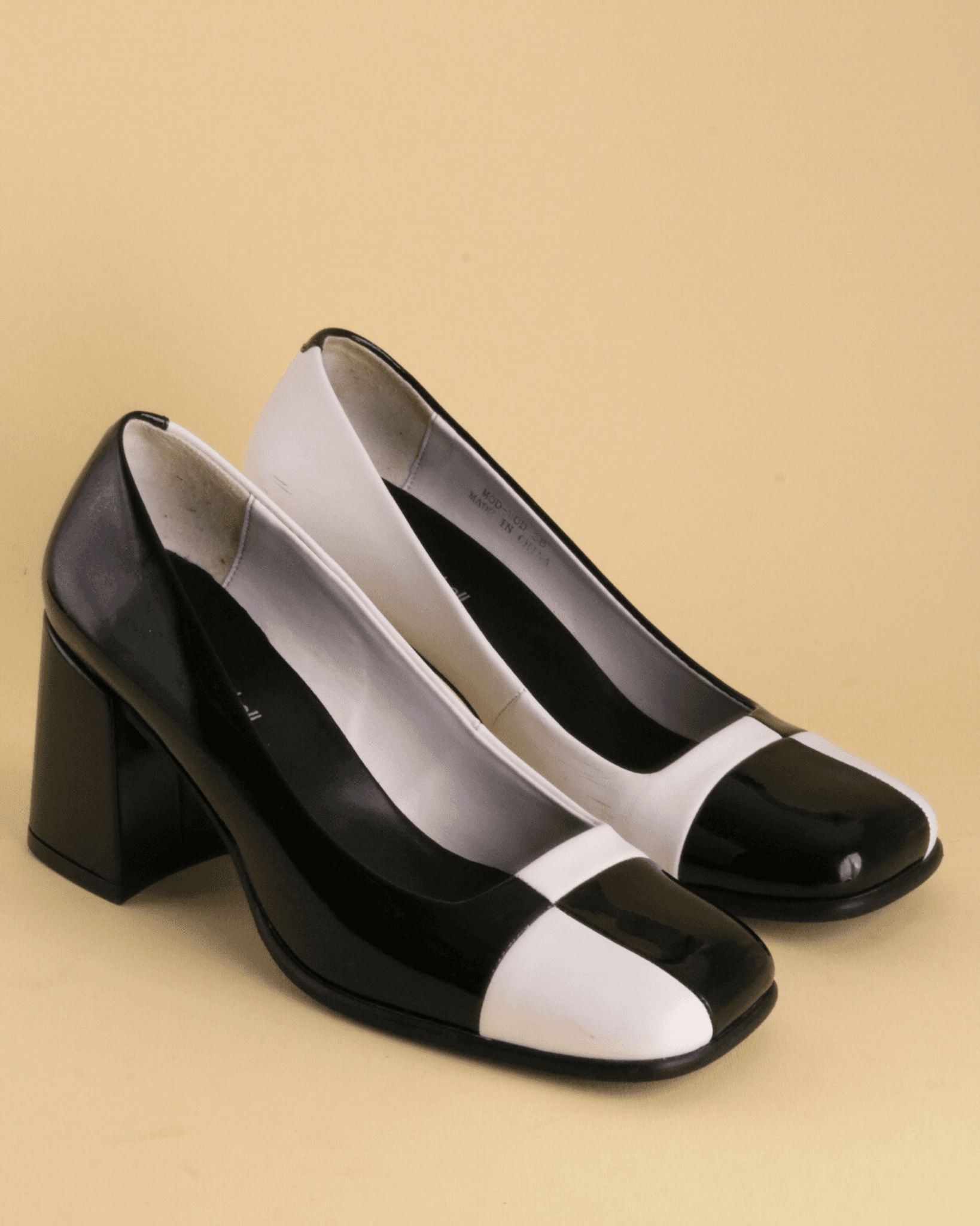 Jeffrey Campbell Mod-Mod Black White Patent EU 38 - Pre-Loved