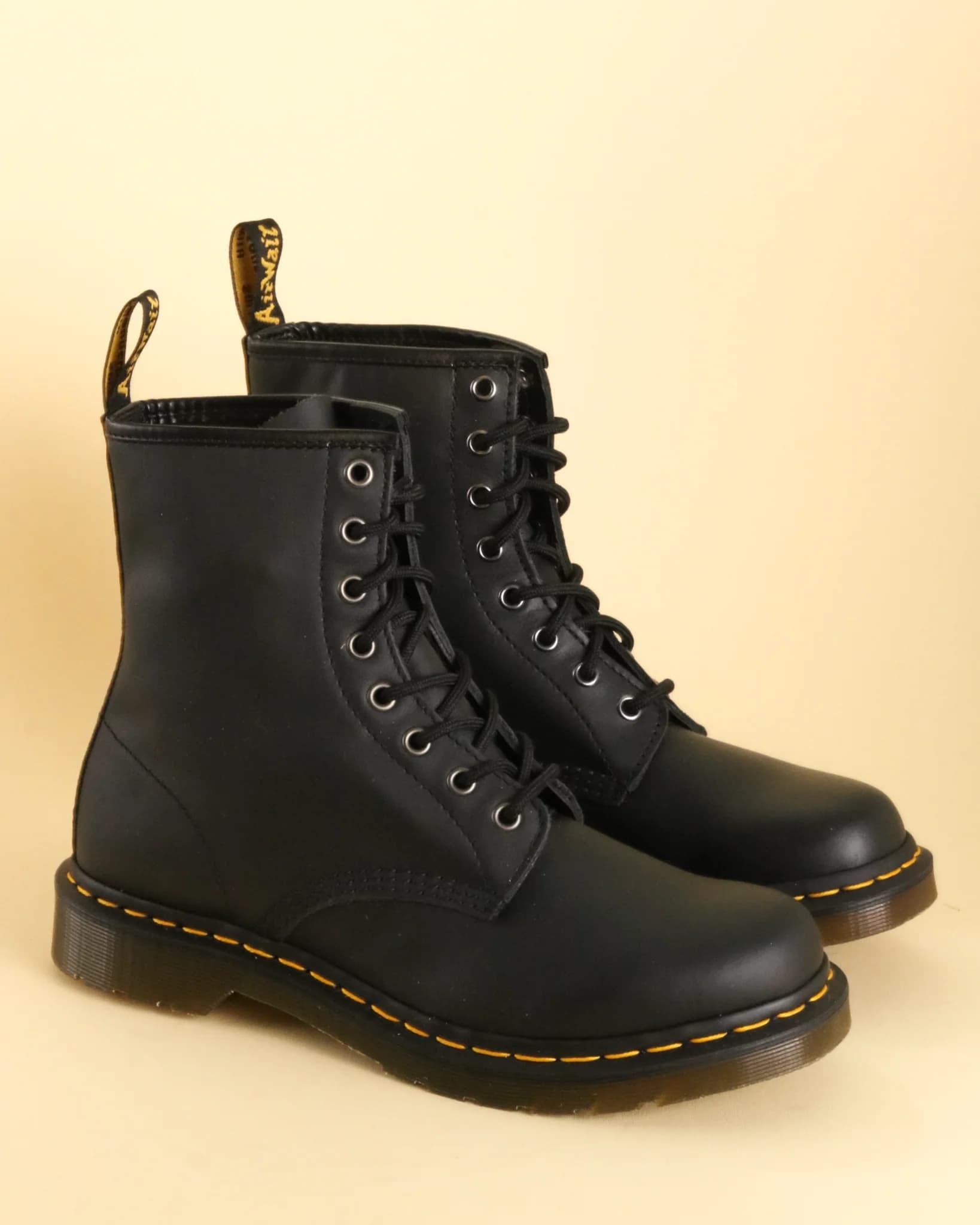 DR. MARTENS 1460 BLACK NAPPA UK 8 - Store Display