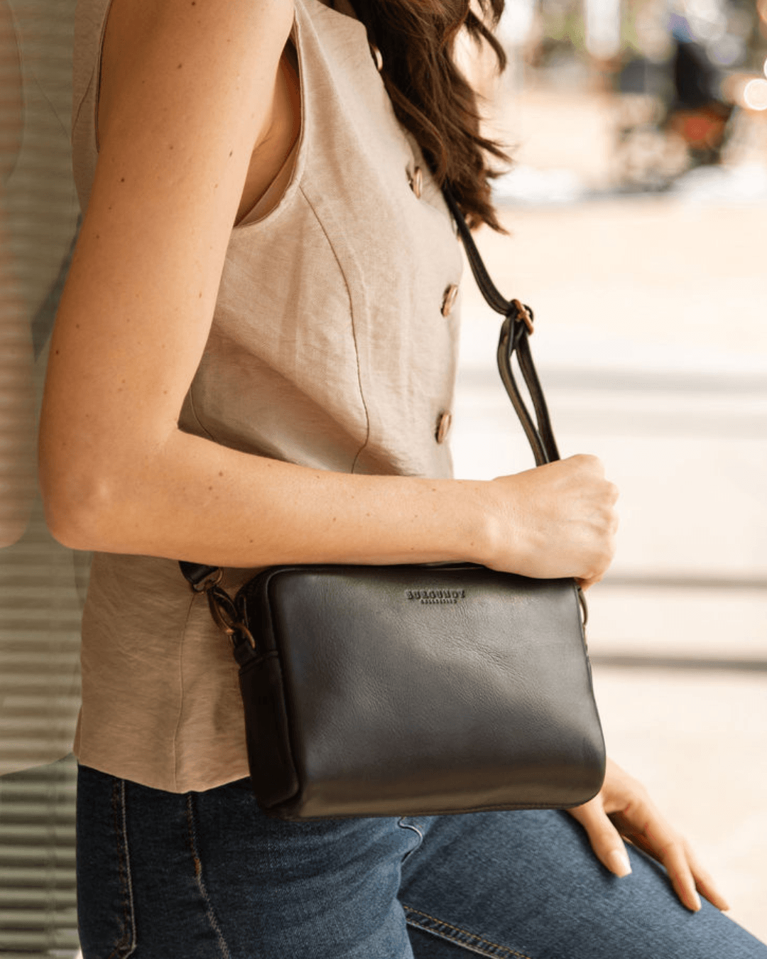Eve Sling Bag