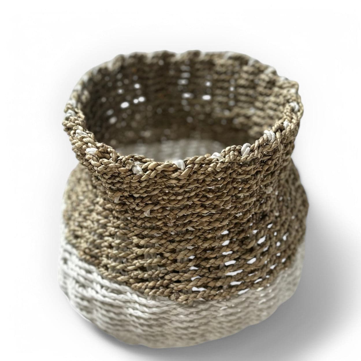 Guci Basket Medium | White