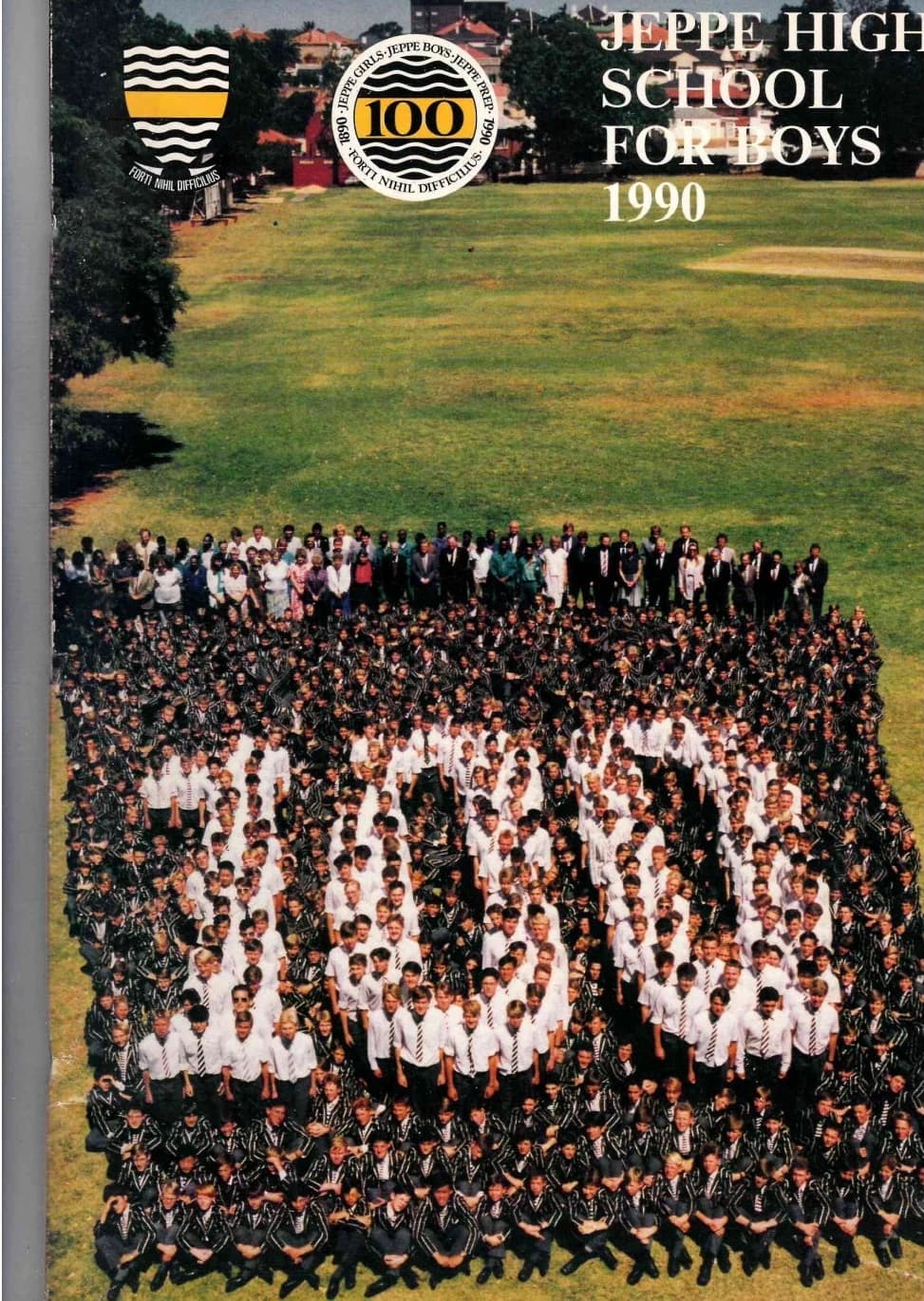 1990 Magazine