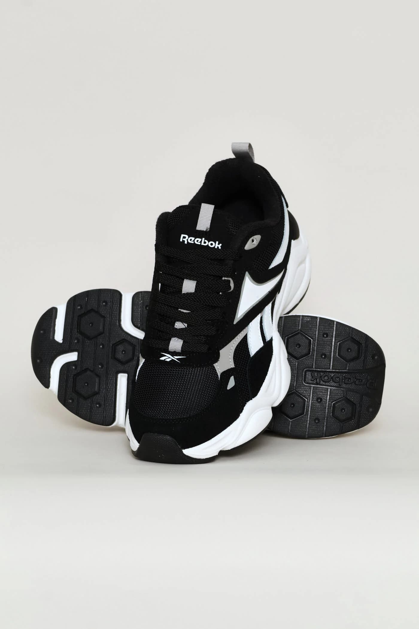 Charge Run Fashion Trainer - Black