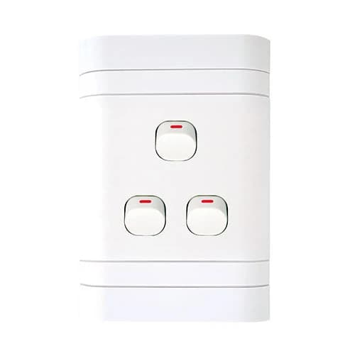 Lesco Cover Strip 3 Lever with 2-Way Light Switch 4x2