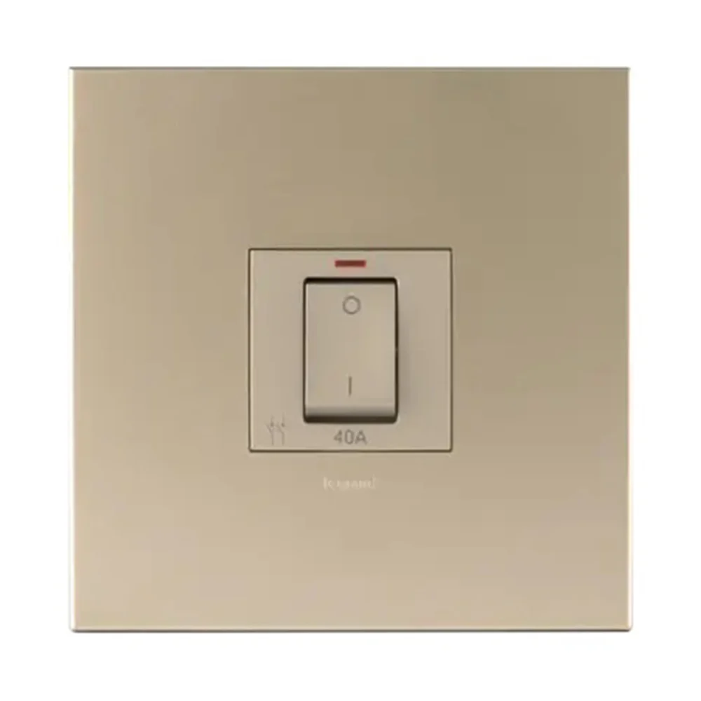 Legrand Arteor Isolator Switch with LED 40A 4x4