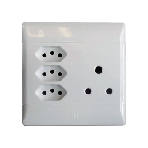 CBi PVC RSA & 3x V-Slim Sockets 4x4 - White