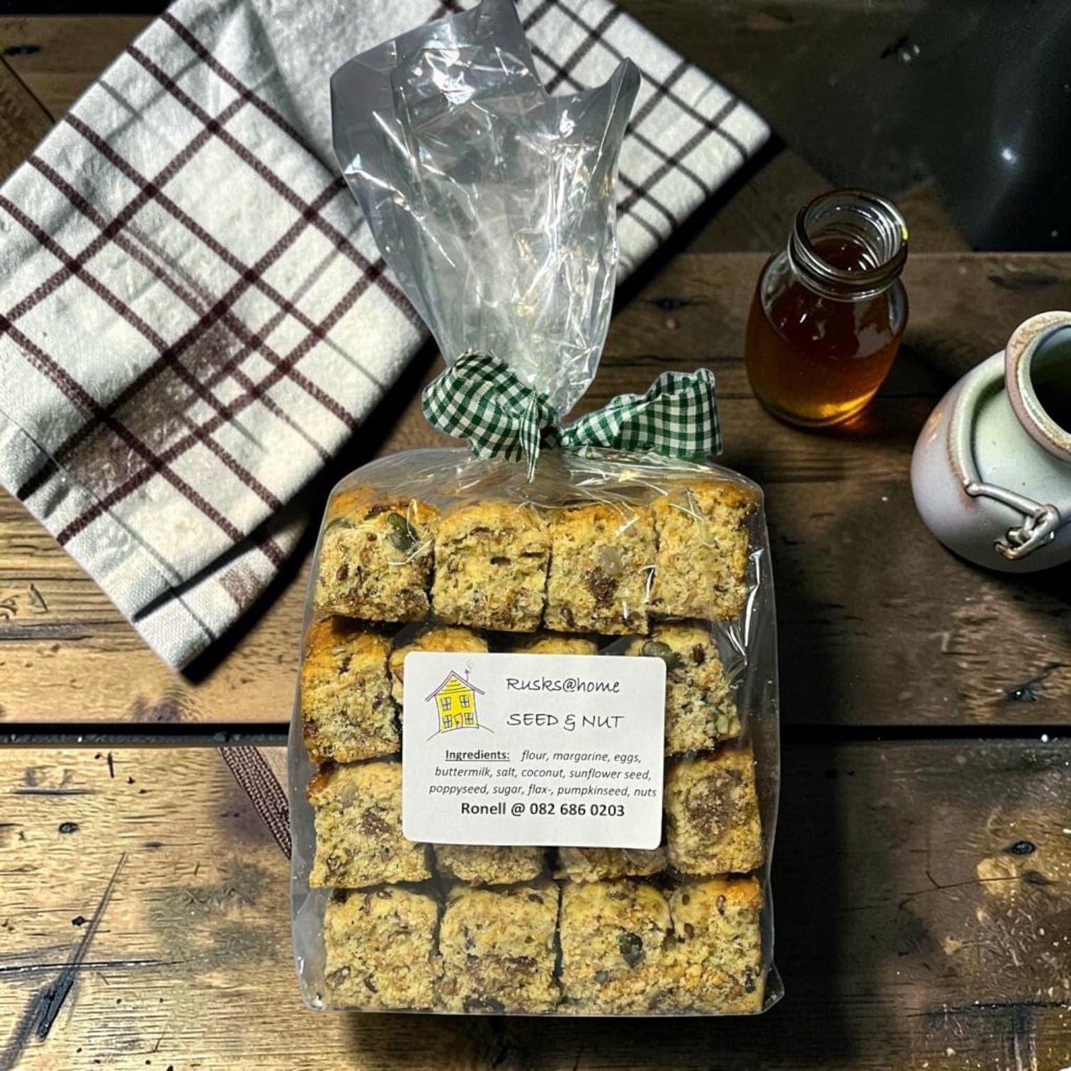 Rusks@Home- Seed And Nuts