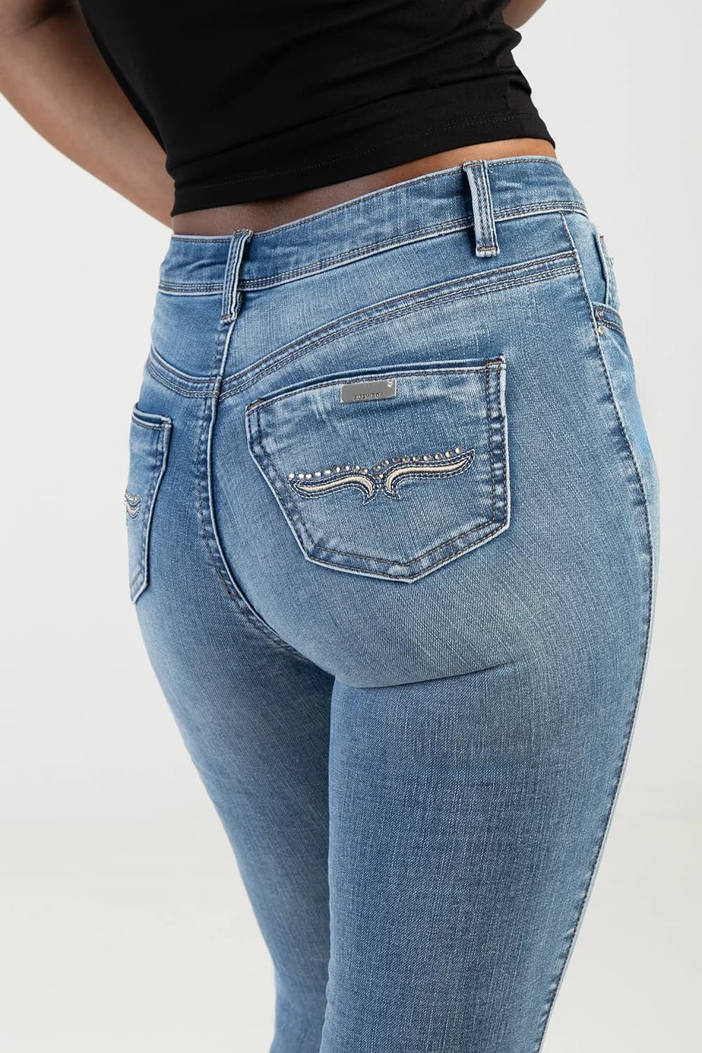 MILA-ROSE skinny jeans